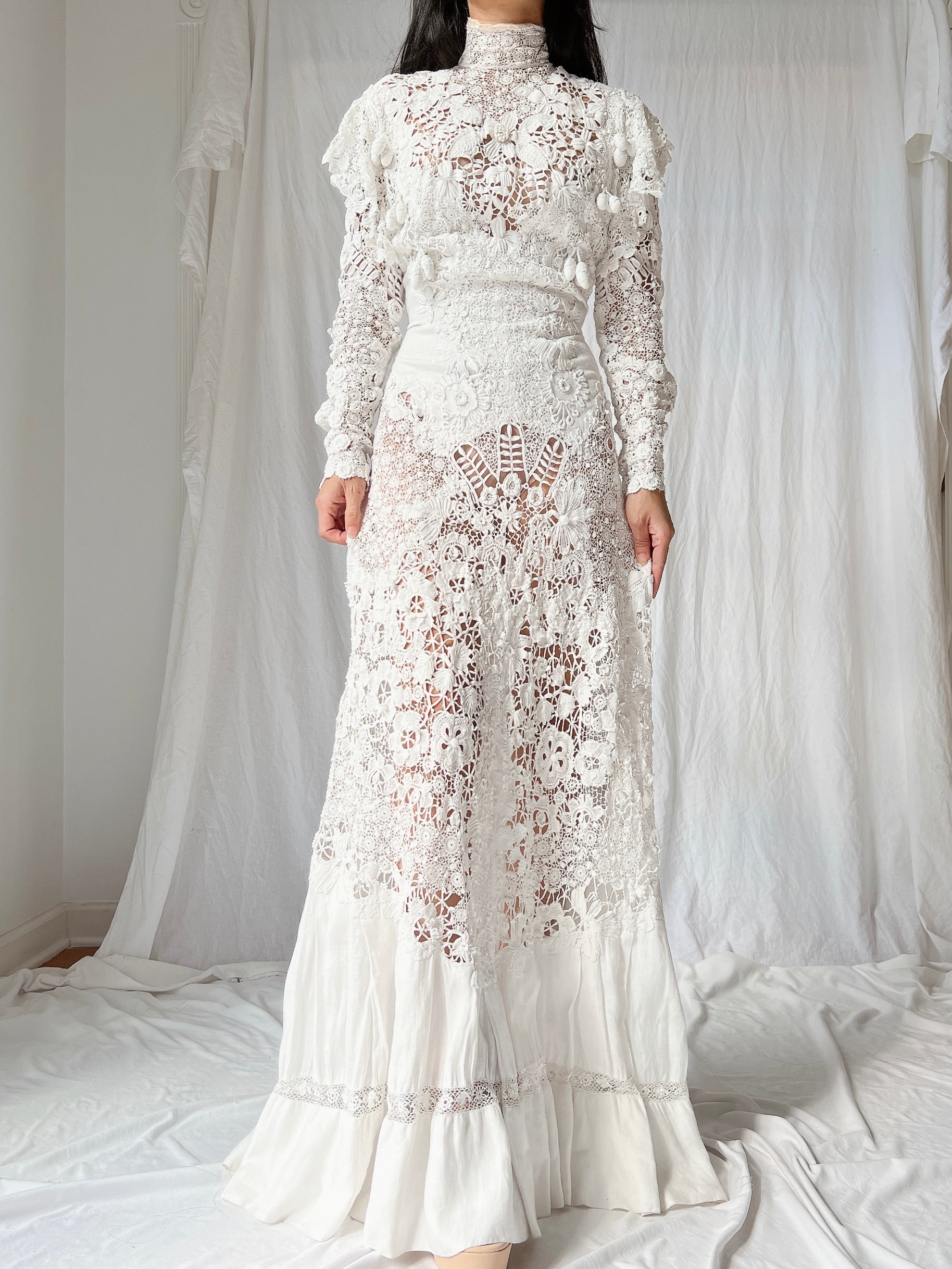 Victorian Linen and Irish Crochet Lace Gown - S