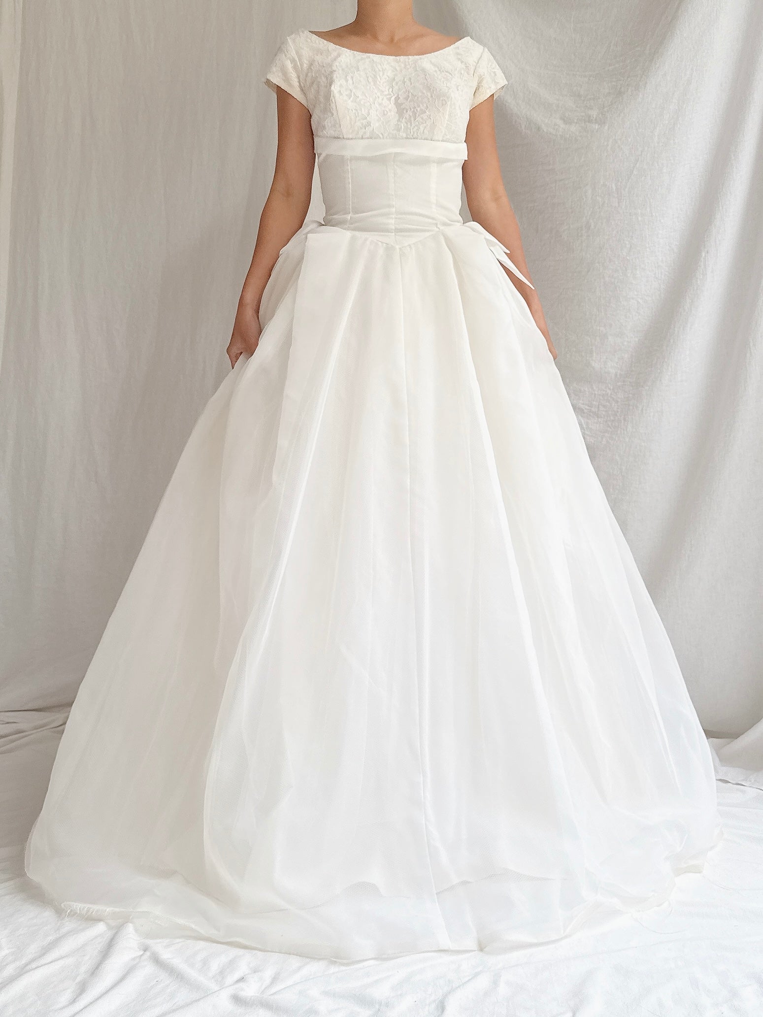 1950s Organdy and Lace Gown - XS