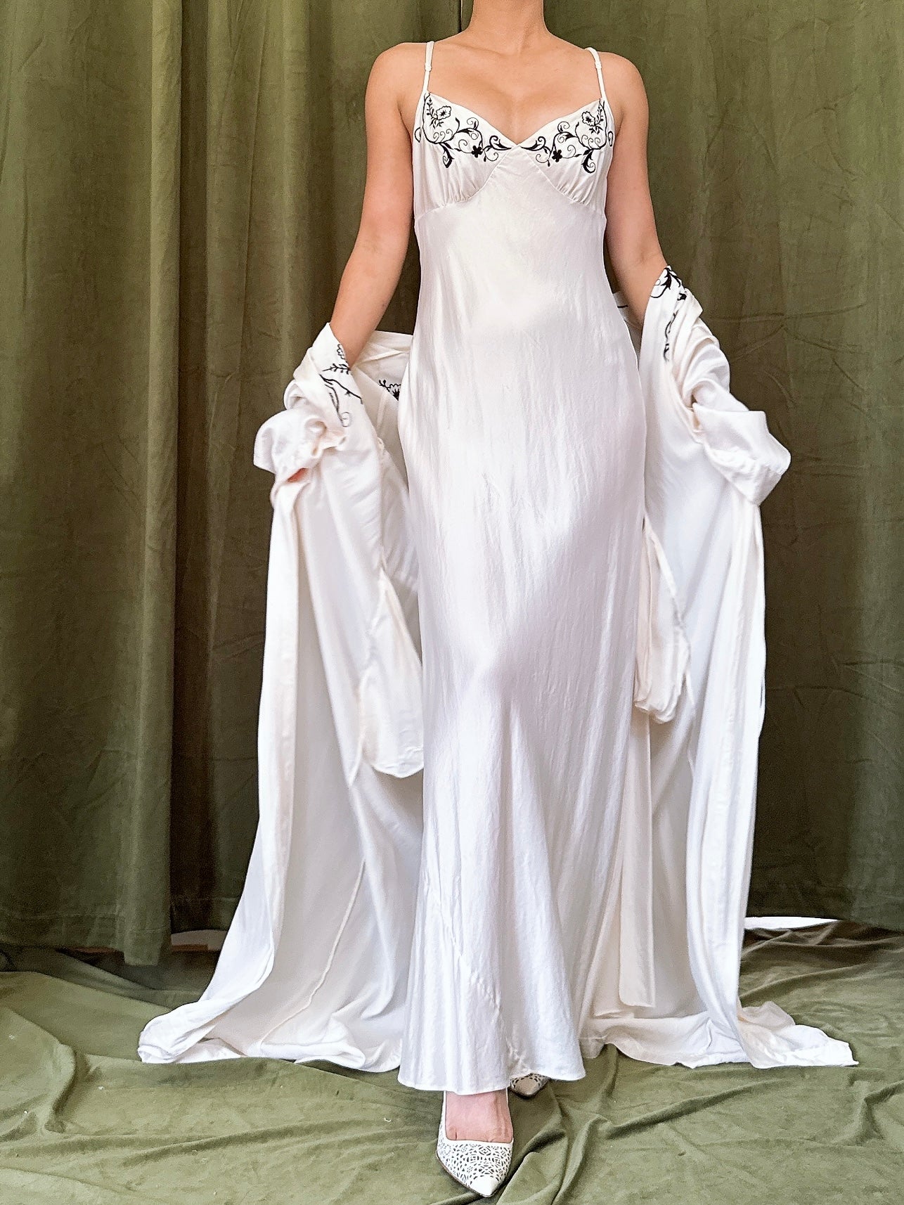 Vintage Silk Slip and Robe Set with Black Embroidery - XS