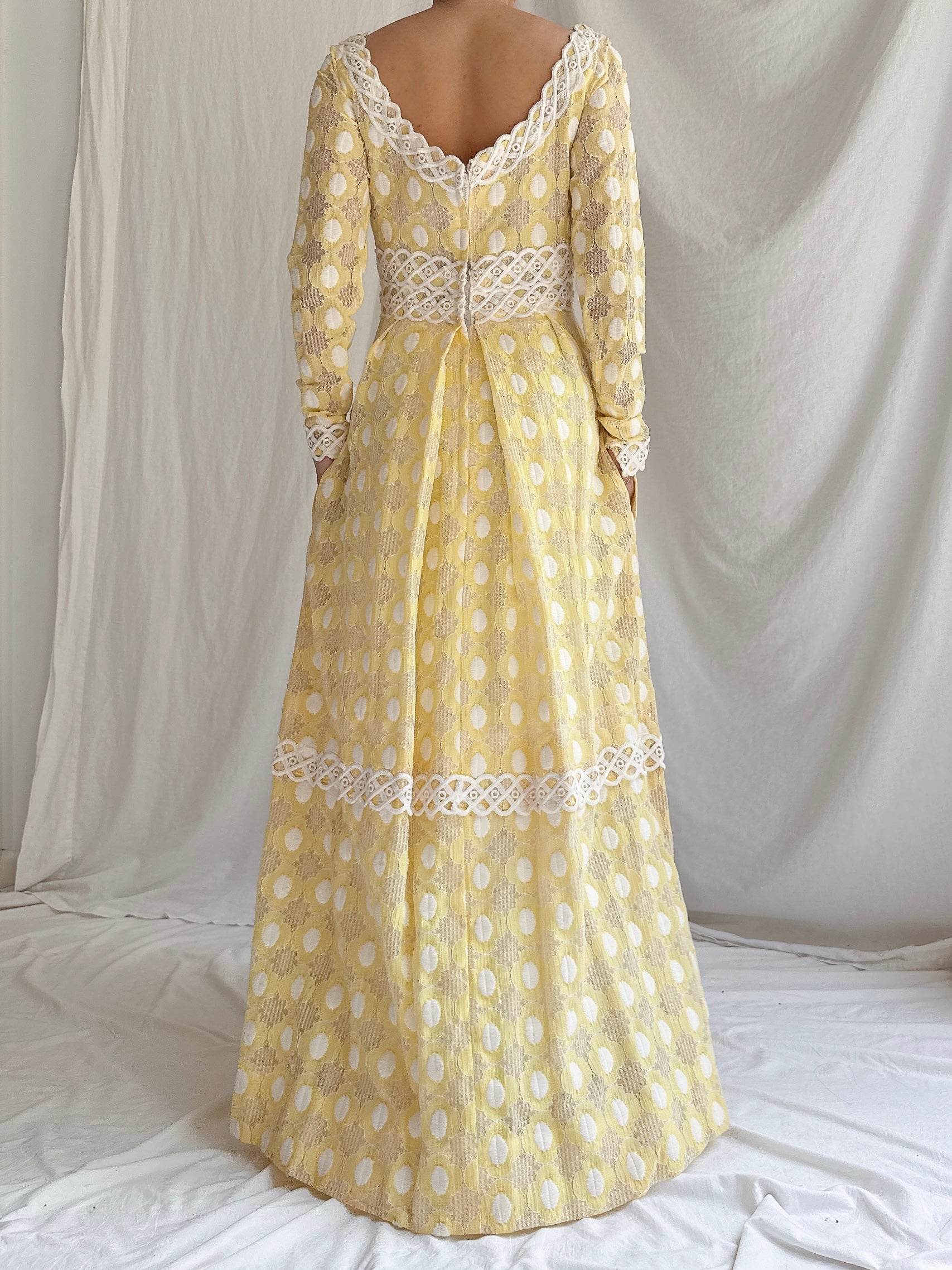 1960s Lace Long Sleeve Gown - XS