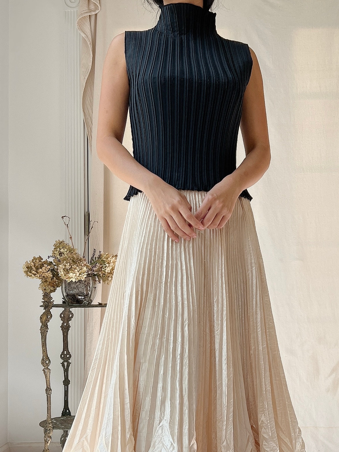 Vintage Micro-Pleated Mock Neck Top - S-M