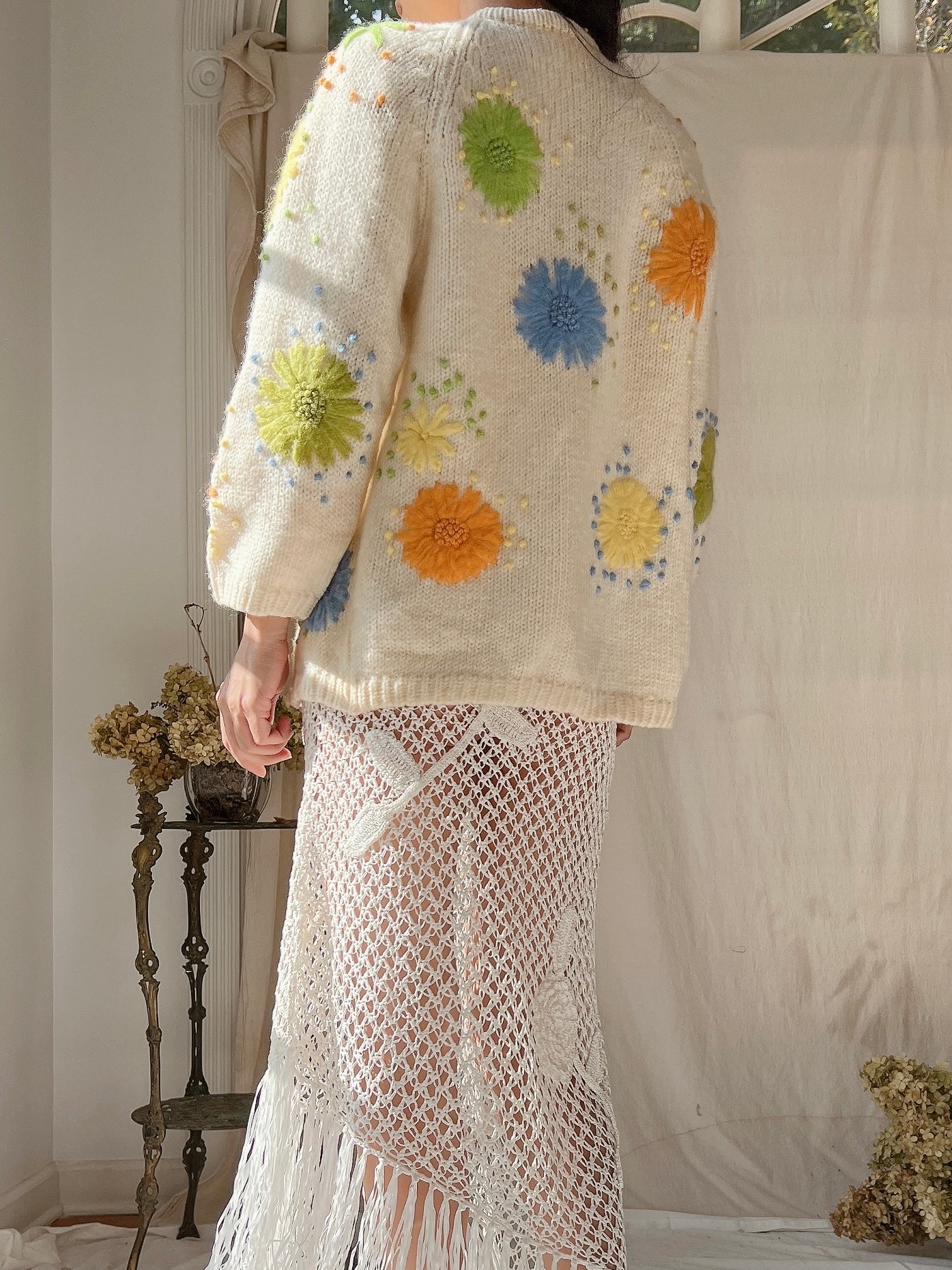 1950s Acrylic Embroidered Cardigan - M