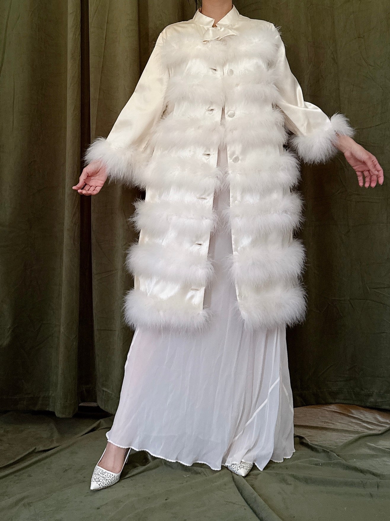 Vintage Satin Marabou Duster - M