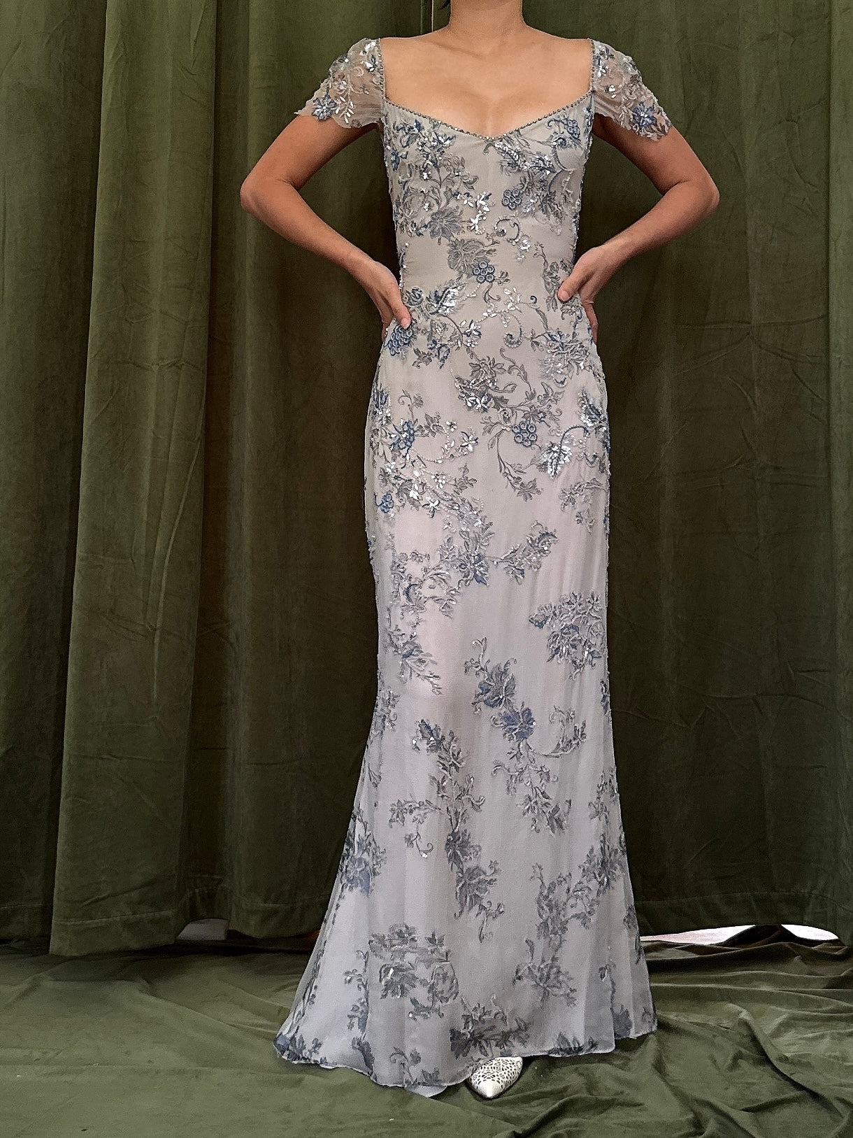 1990s Badgely Mischka Couture Silk Gown - Size 4 - 33B/26W/55L
