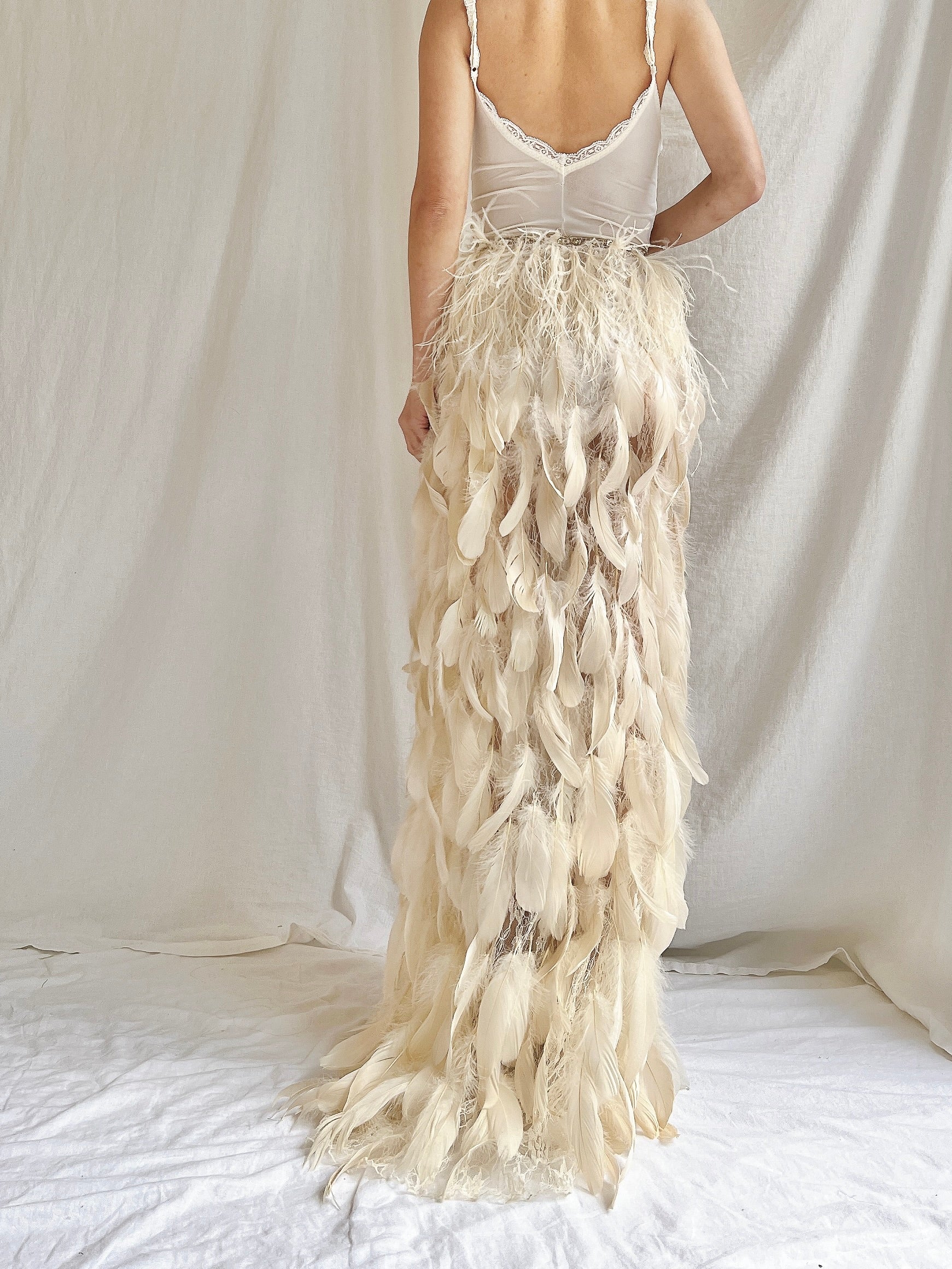 Vintage Buttercream Feather and Lace Skirt - S
