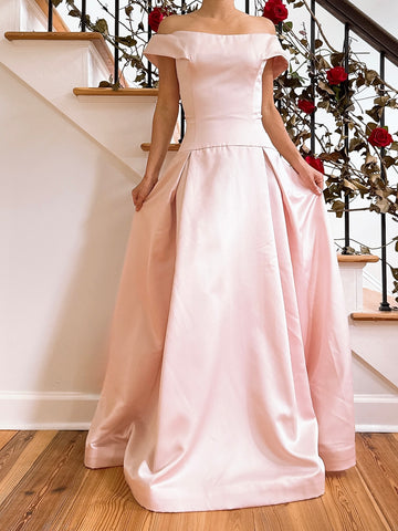 Vera Wang Satin Off the Shoulder Dress - 34B/26W/57L