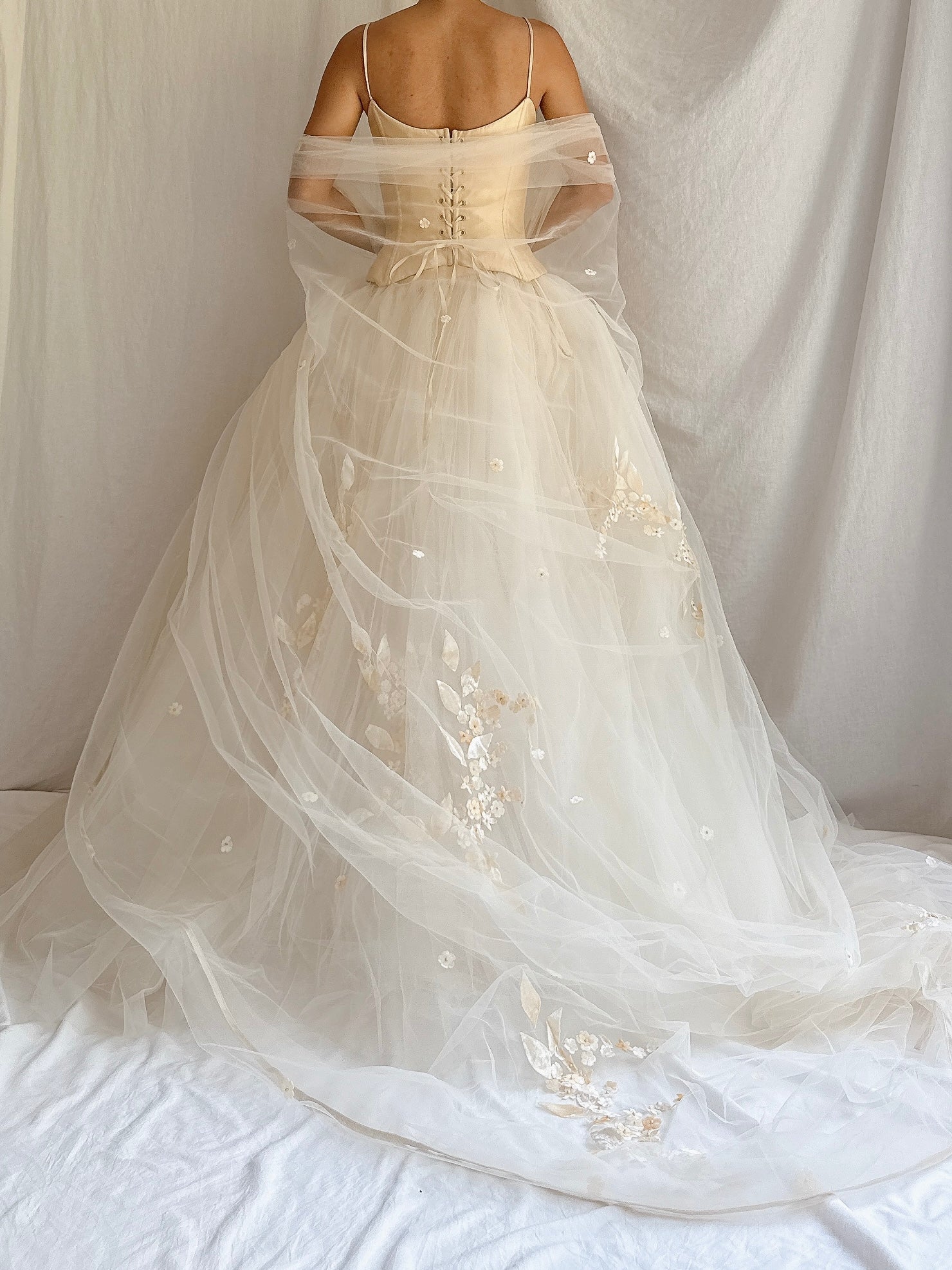 RESERVED - 1990s Bovina Italian Silk 3-Piece Wedding Gown Set - M/IT 44