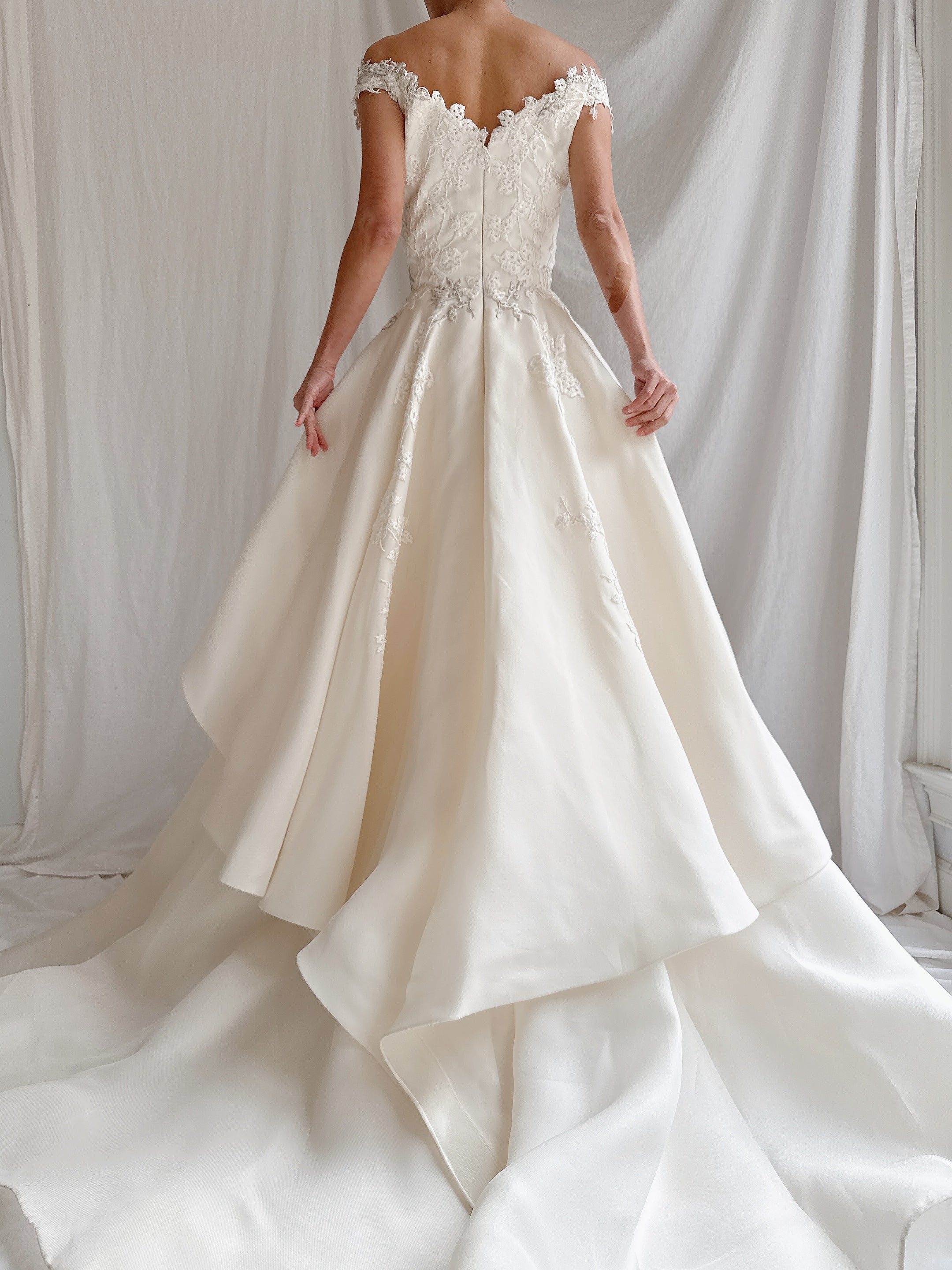 Liancarlo Couture Silk Organza Layered Gown - S/6