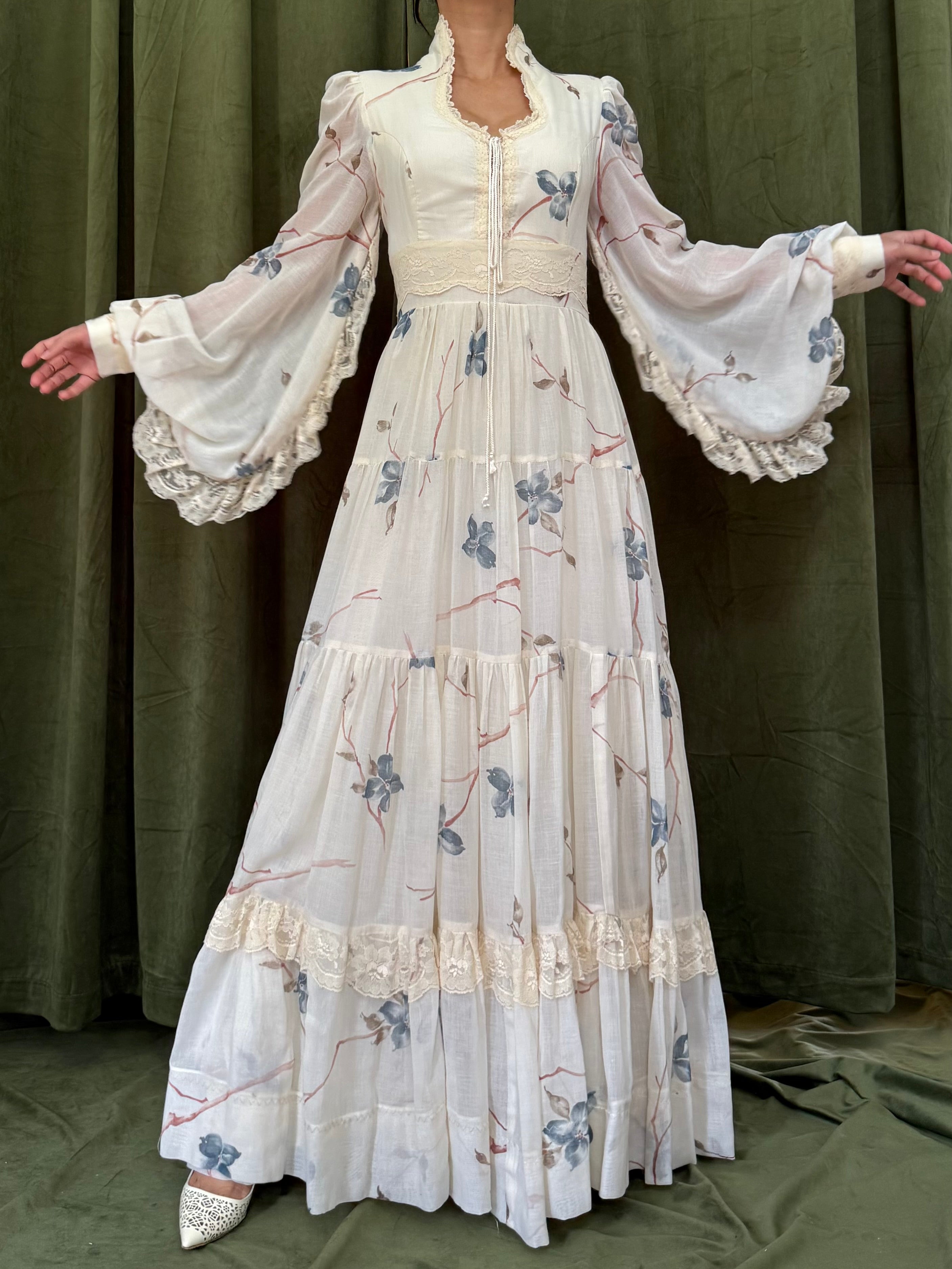 1970s Rare Gunne Sax Cotton Poet Sleeve Dress - S