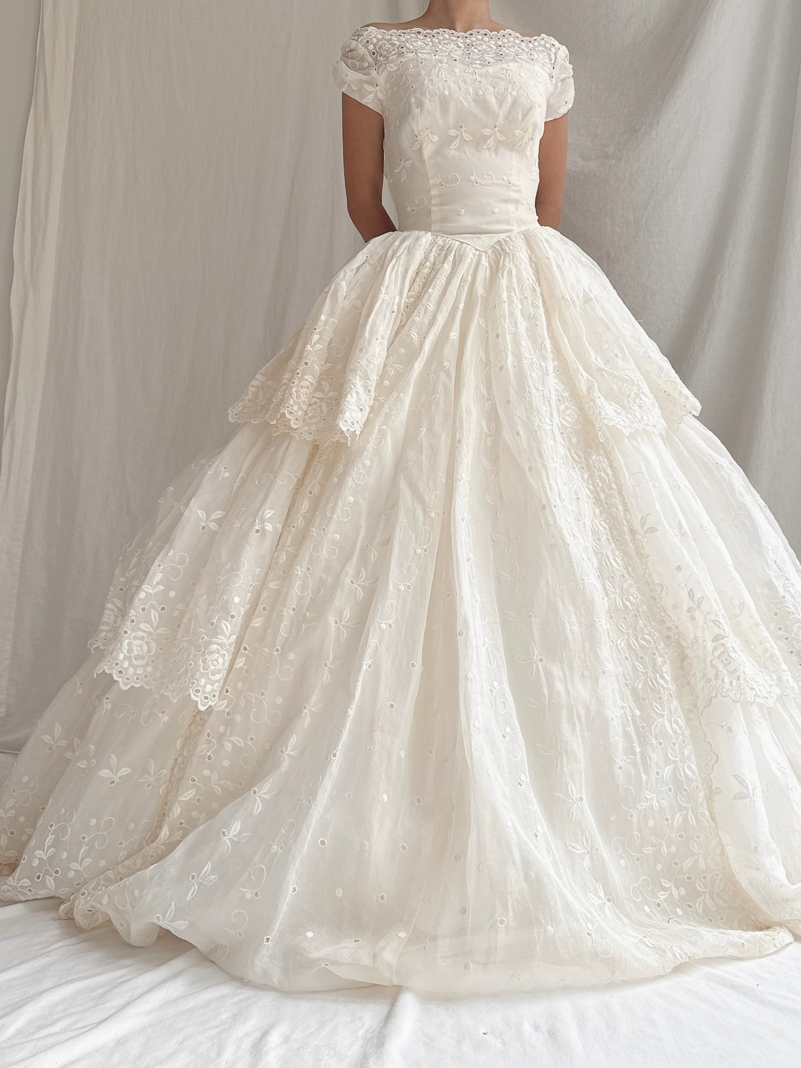 1950s Organdy Embroidered Gown - XS/S