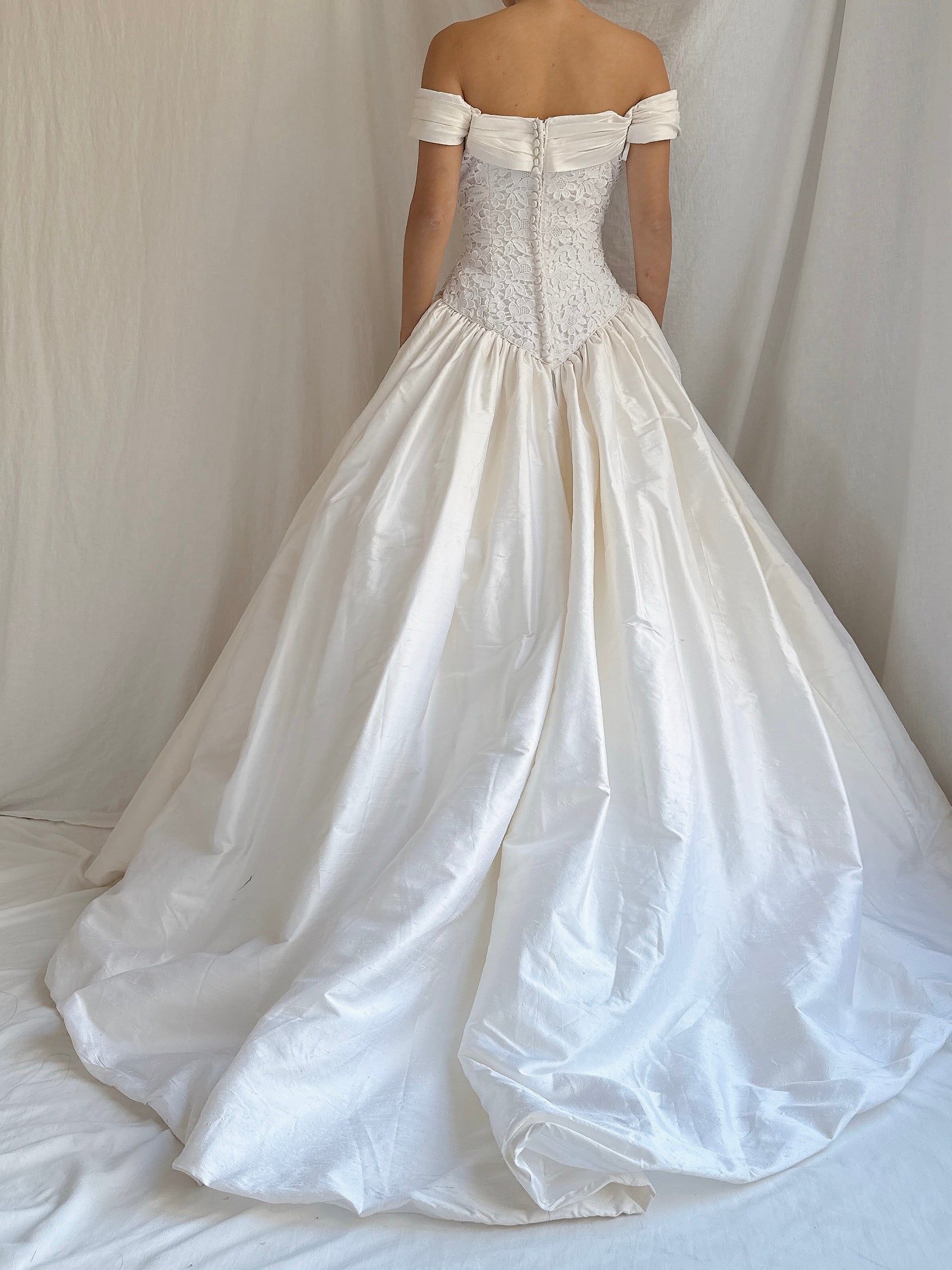 Vintage Off-the-Shoulder Gown - S