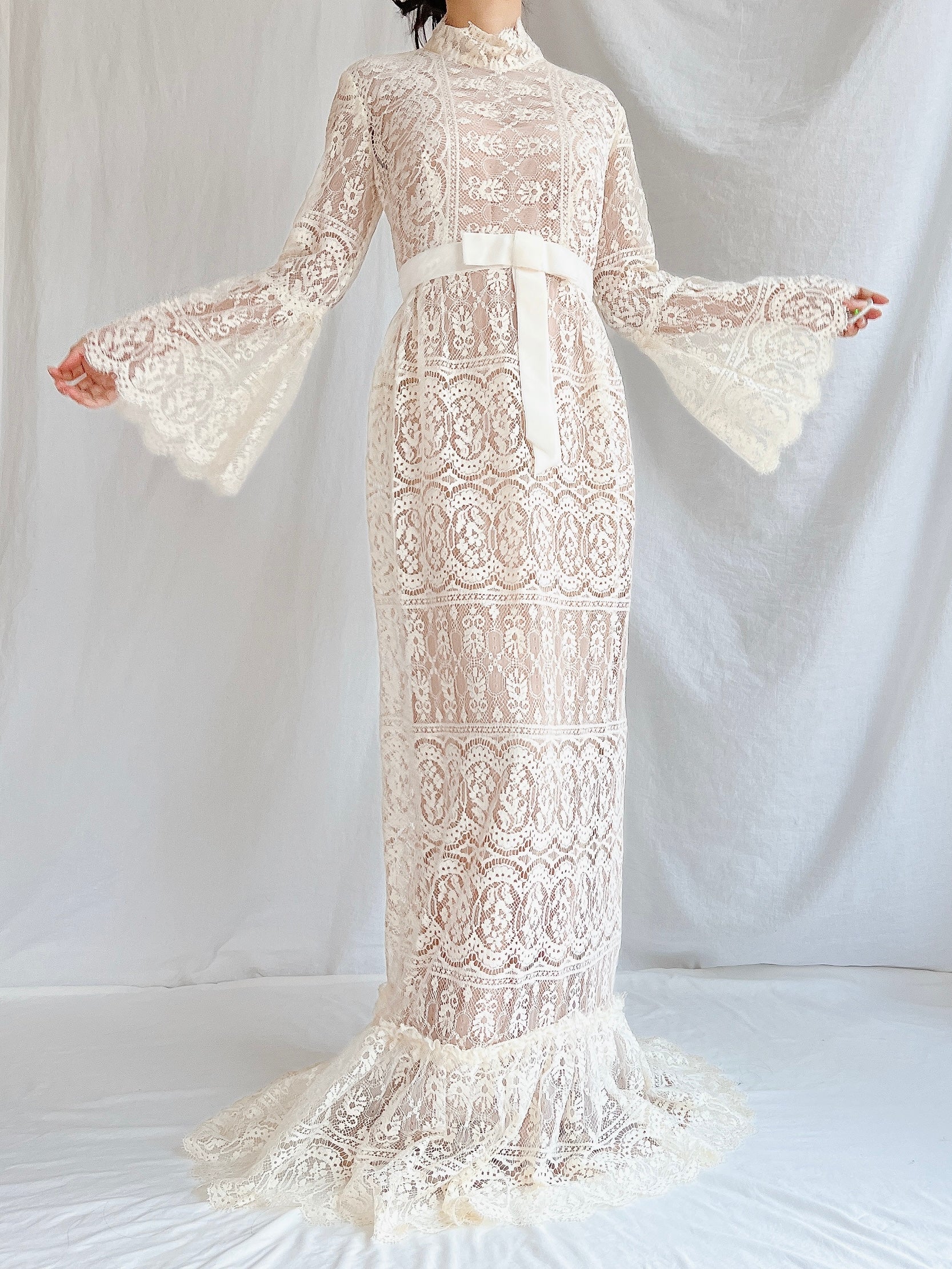 1970s Sheer Filet Lace Gown - M