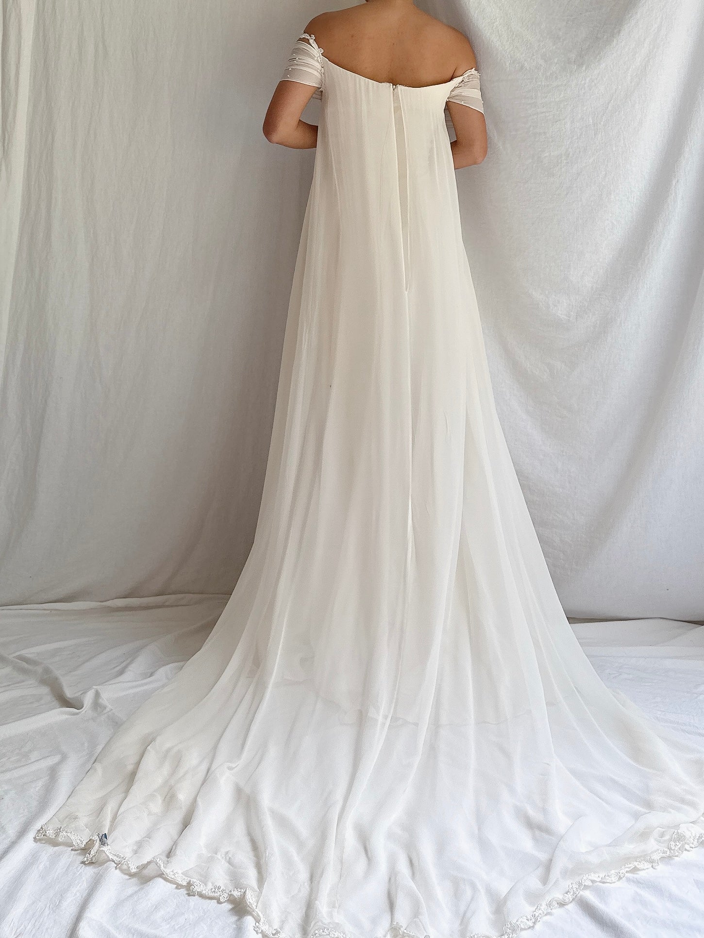 Vintage Pastore Silk Of-the-Shoulder Gown - L/10