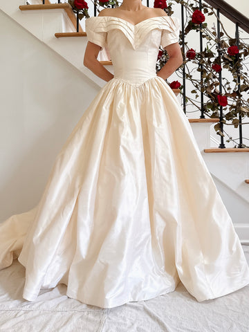 Vintage Raw Silk Off the Shoulder Gown - 33.5B/26W/58L from shoulder