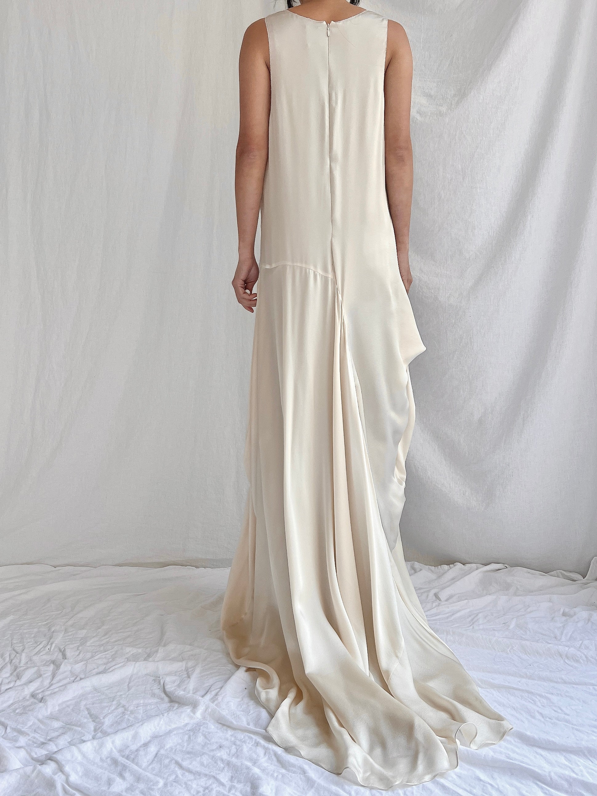 Vera Wang Silk Gown - M