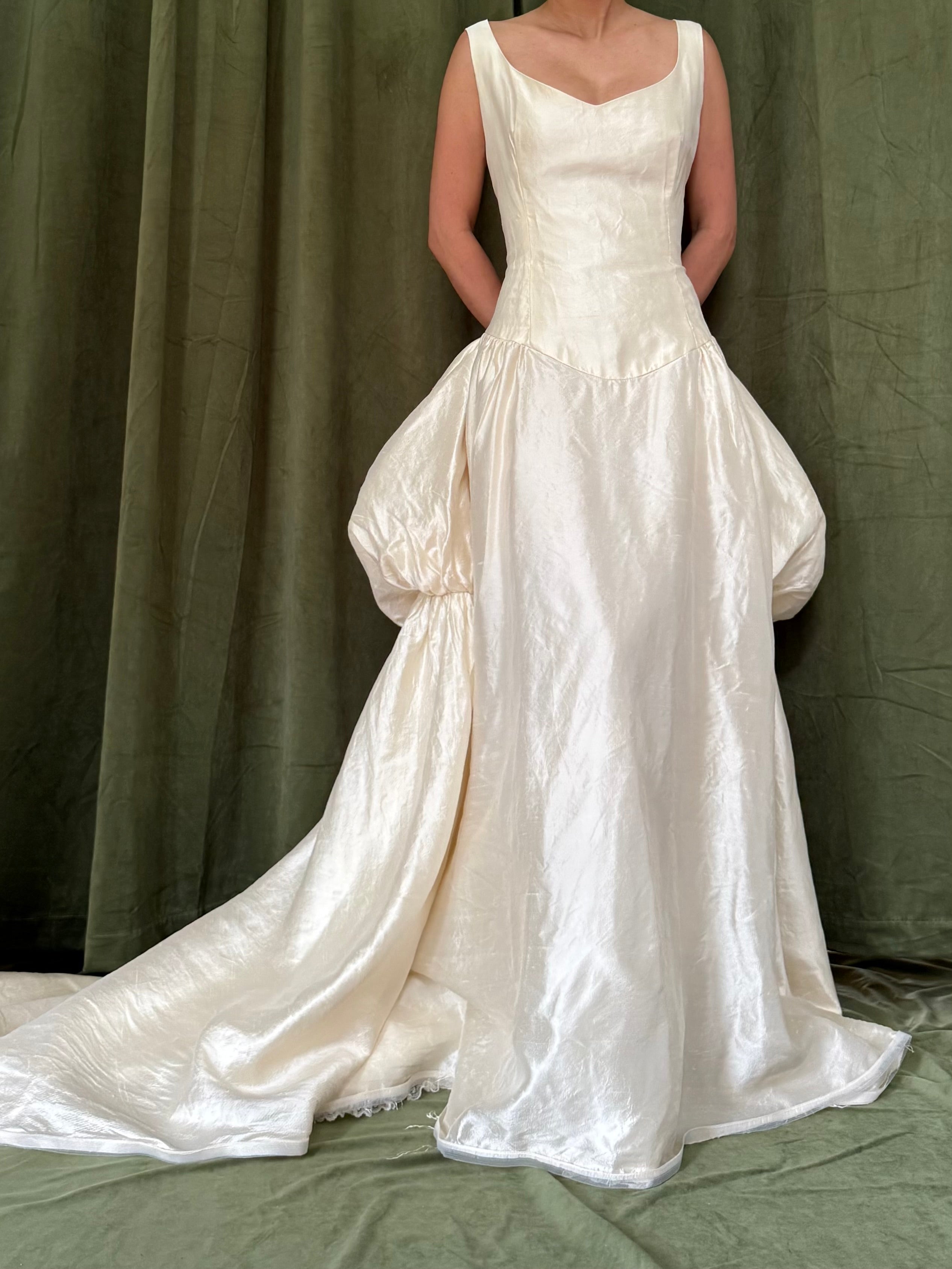 1990s Raw Silk Scoop Neck Gown - M/6