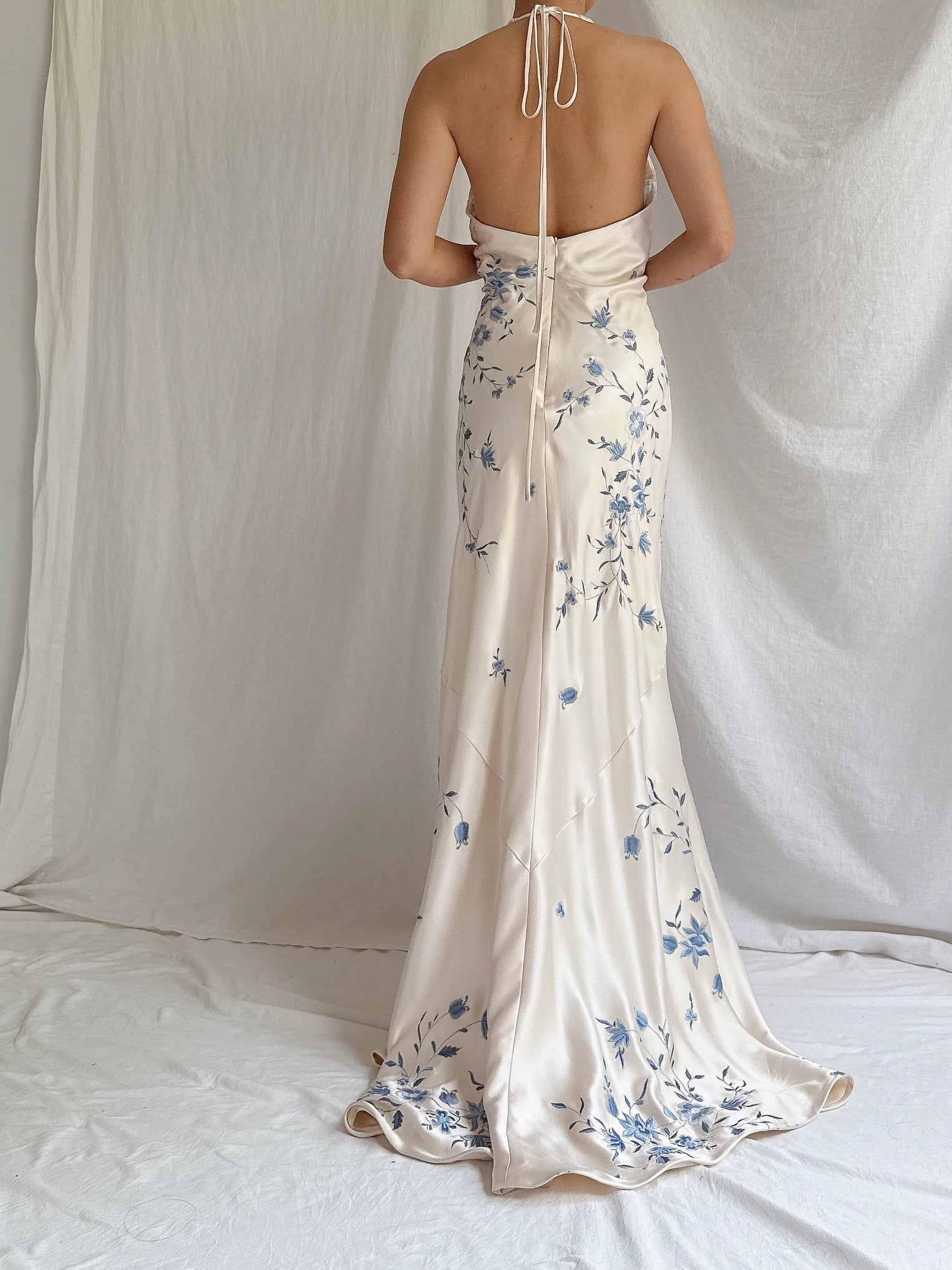 Vintage Silk Embroidered Gown - M/10