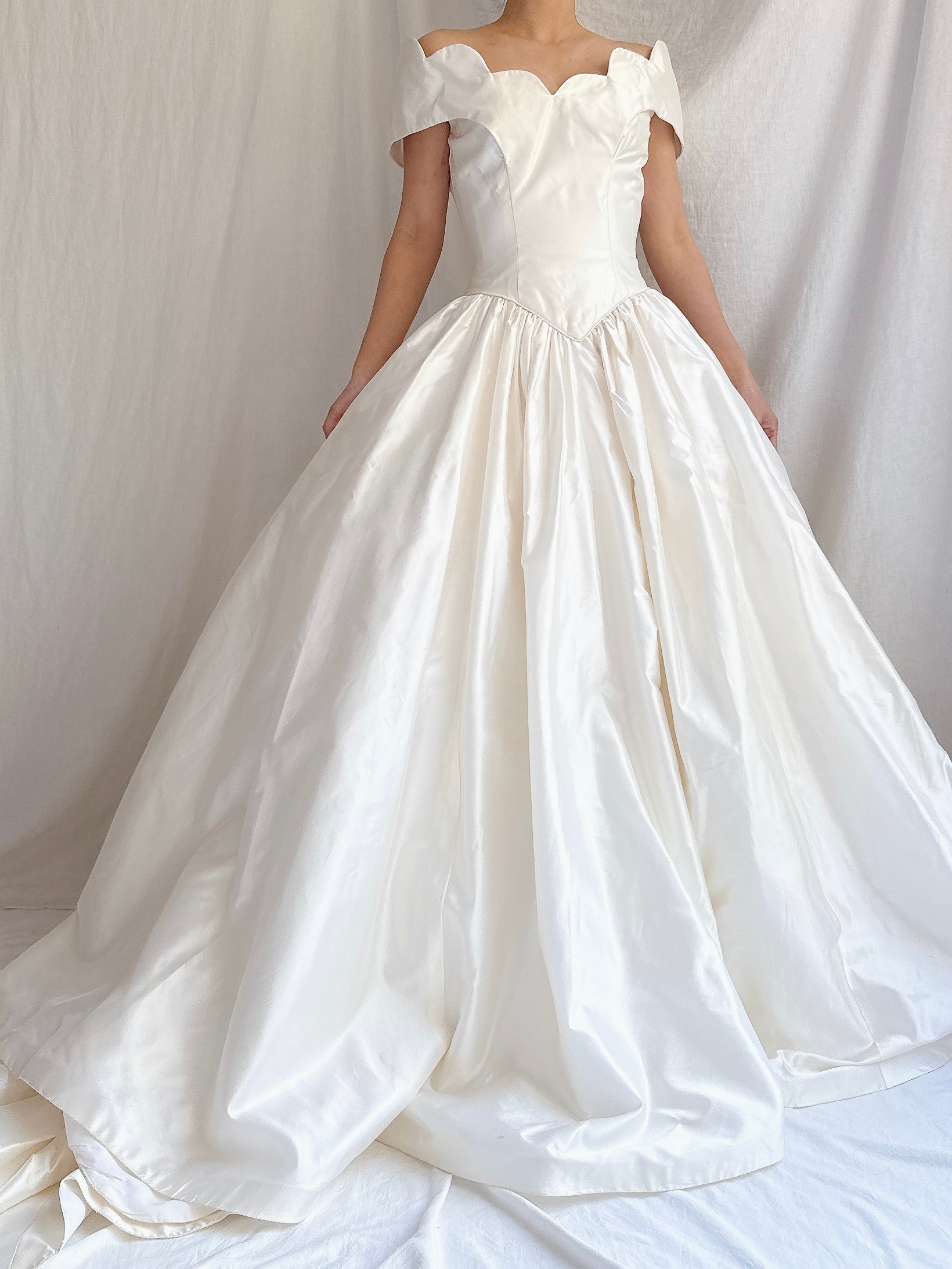 Vintage Silk Scalloped Gown - XS