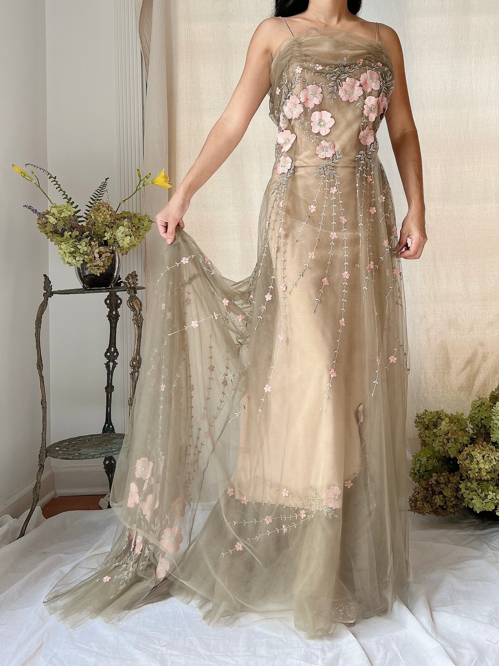Rare Vintage Moss Carol Peretz Embroidered Tulle Gown - S/M