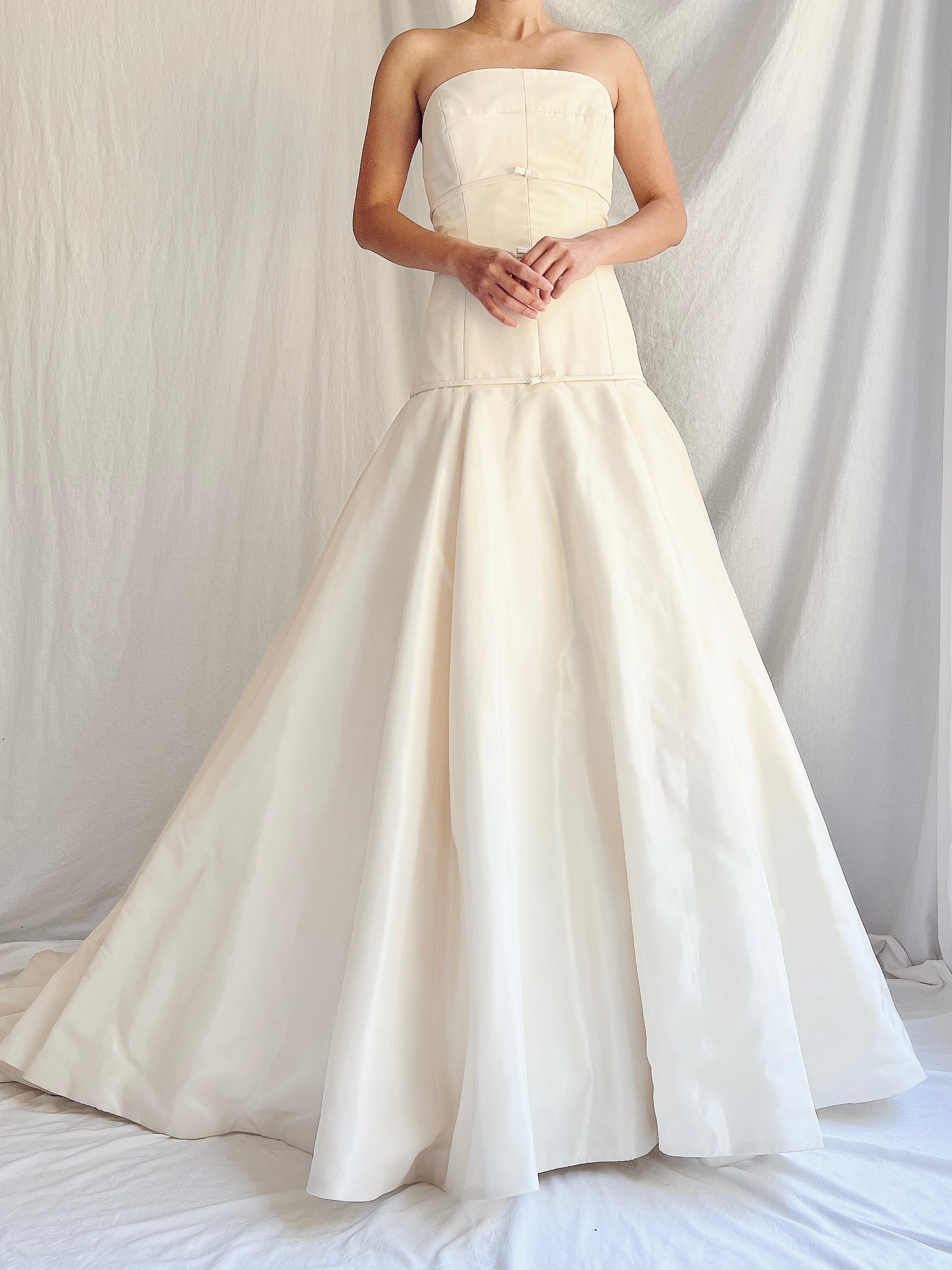 Vintage Cream Taffeta Dropped Waist Gown - S/M 6/8