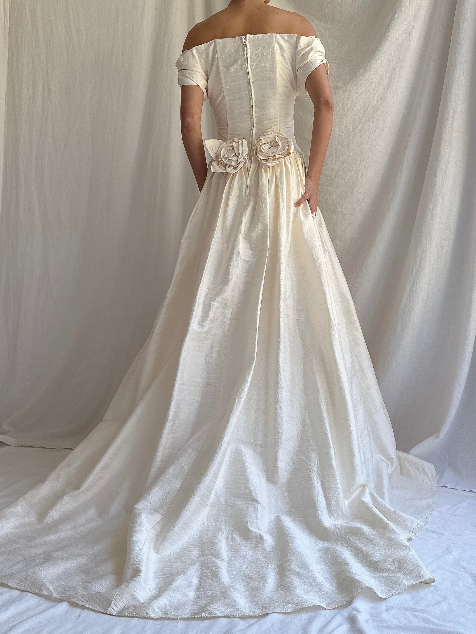 Vintage Raw Silk Off-the-Shoulder Dress - M