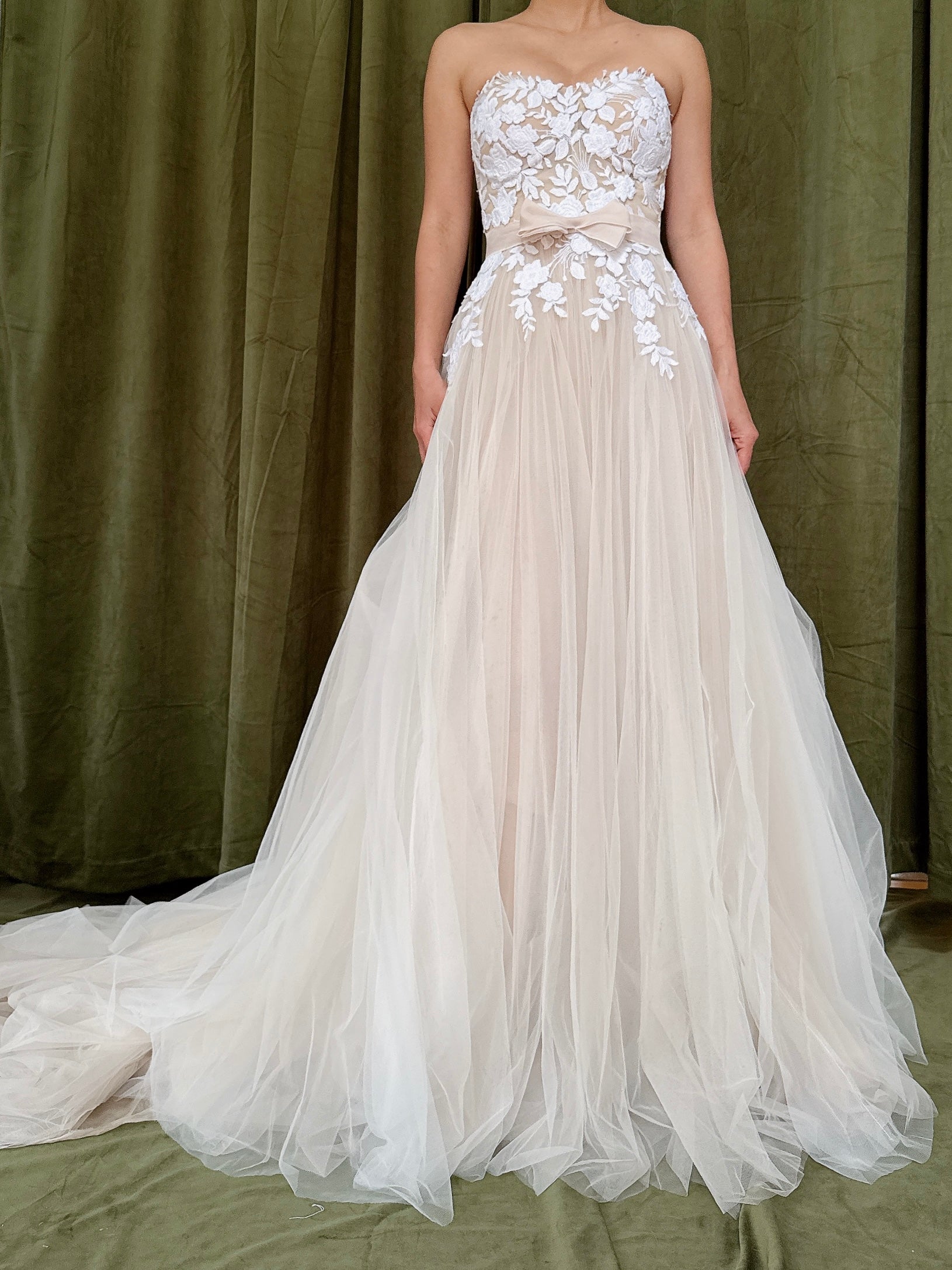 Mira Zwillinger Strapless Nude Tulle Embroidered Dress - M/8