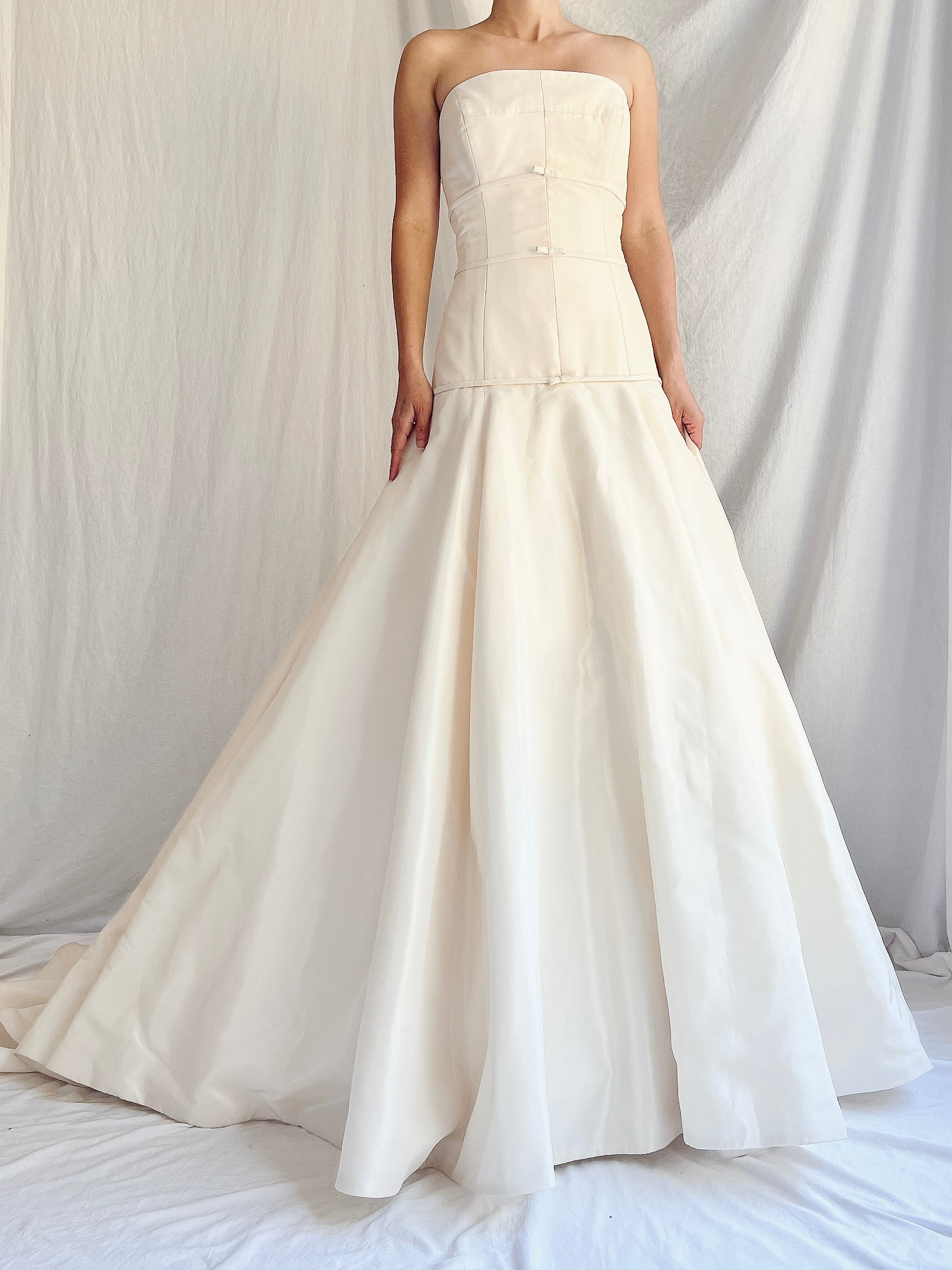 Vintage Cream Taffeta Dropped Waist Gown - S/M 6/8