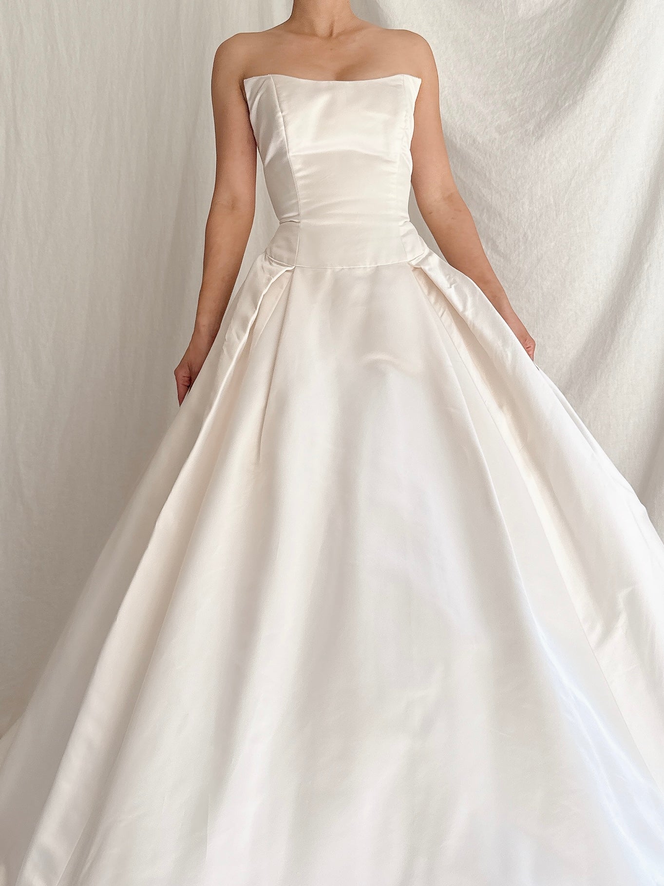 1990s Nancy Issler Silk Gown - S/6