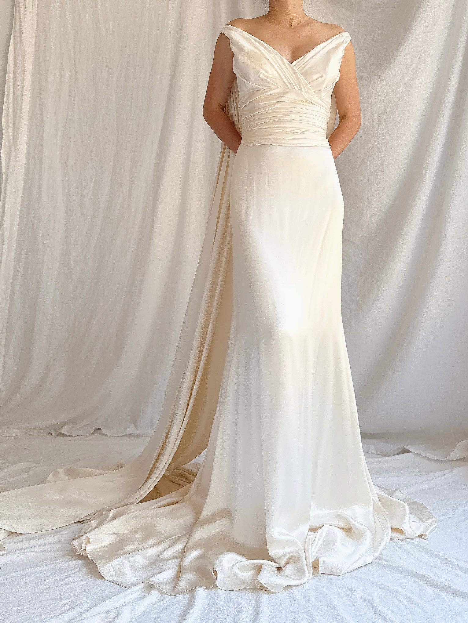 Vintage Romona Keveza Silk Charmeuse Gown - M/8