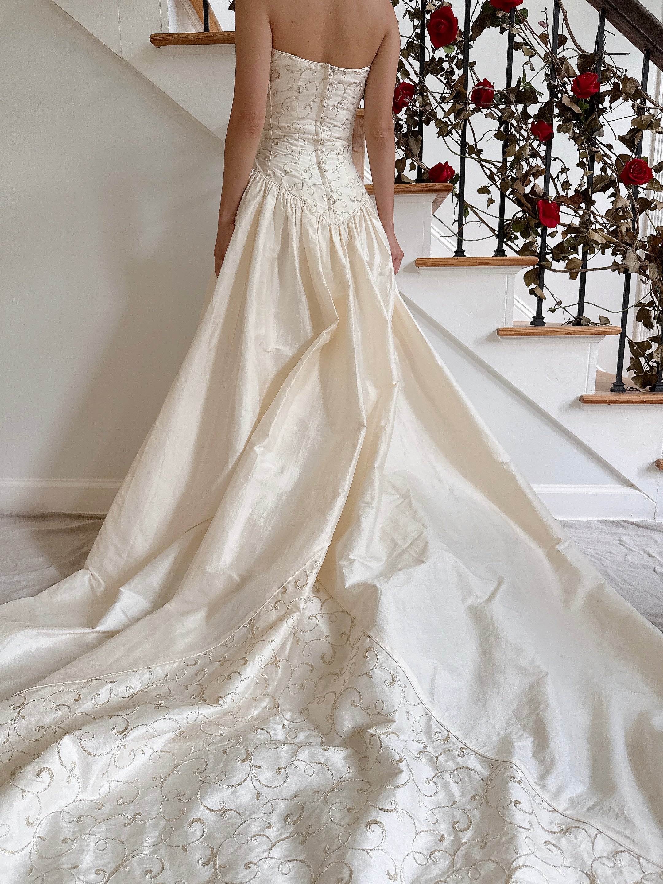 1990s Ivory Strapless Gold Embroidered Gown - 34B/26W/53L from mid bust