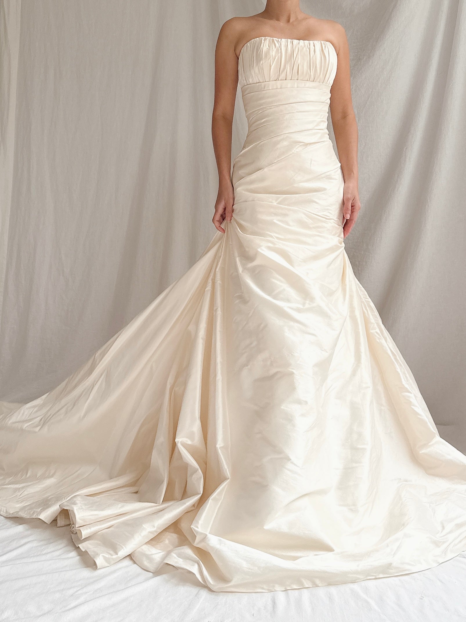 Vintage Pronovias Strapless Silk Gown - M