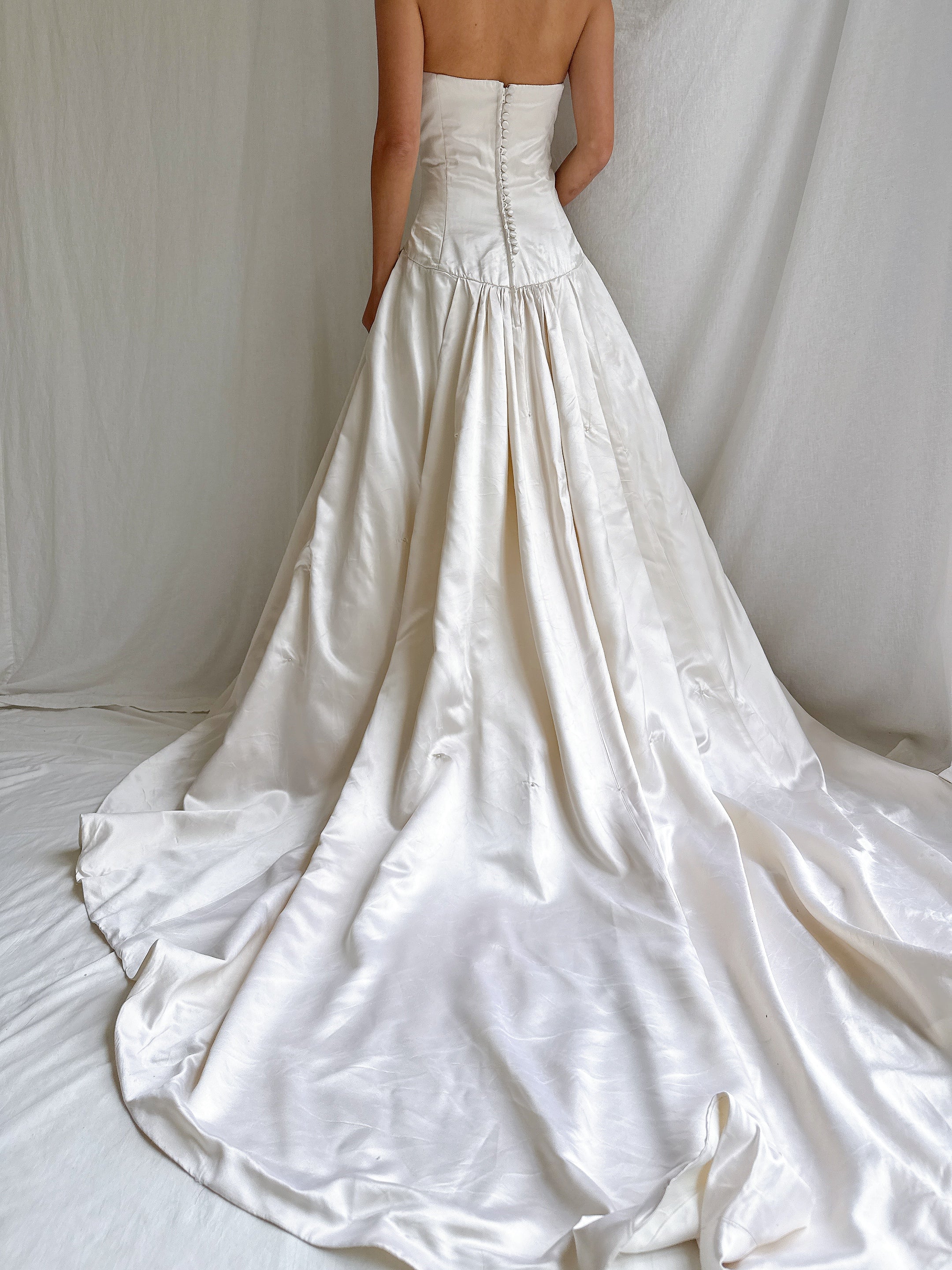 1990s Amsale Silk Strapless Gown - M/6