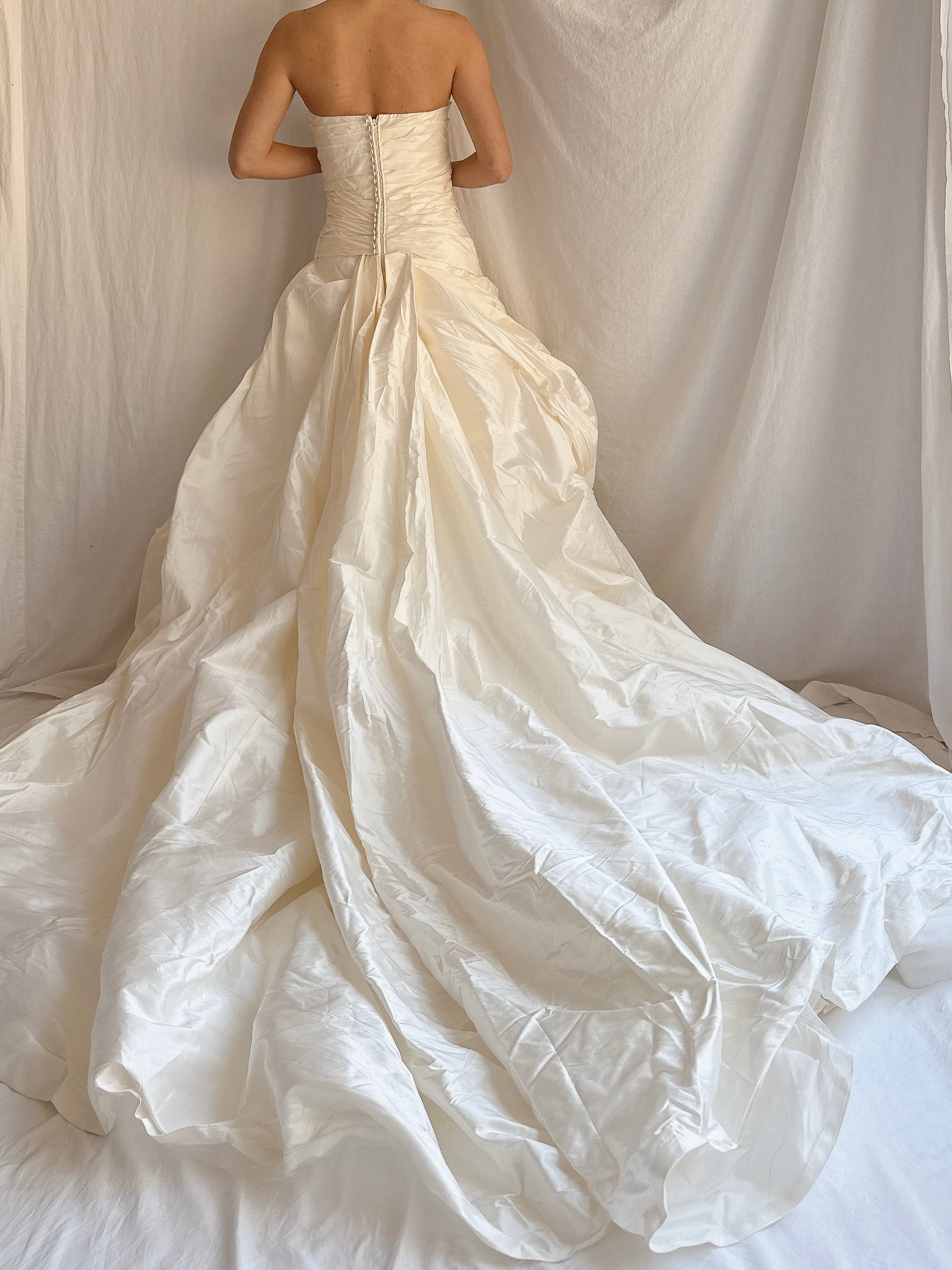 Vintage Enzoani Silk Draped Gown - M/8