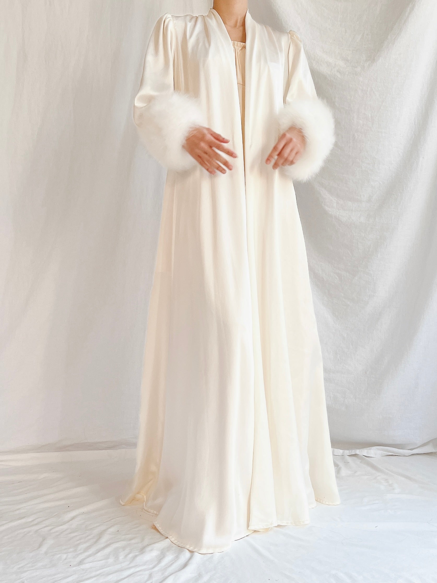 1960s Lucie Ann Satin Marabou Duster - S-M