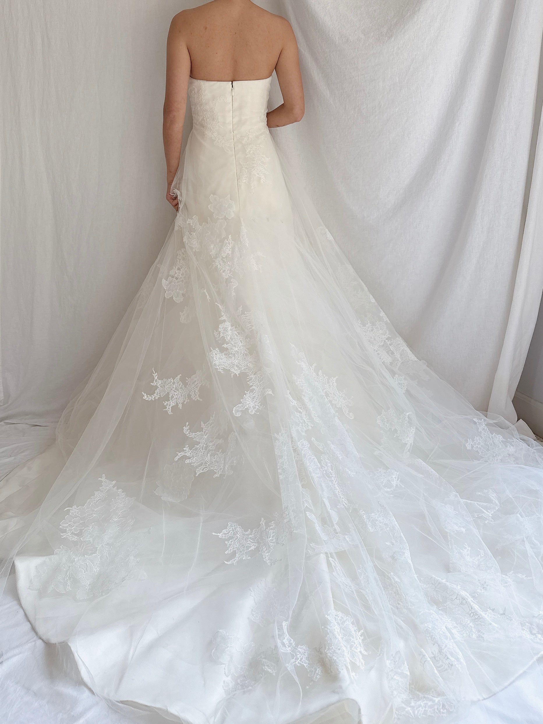 Vera Wang Luxe “Esther” Gown - XS/2