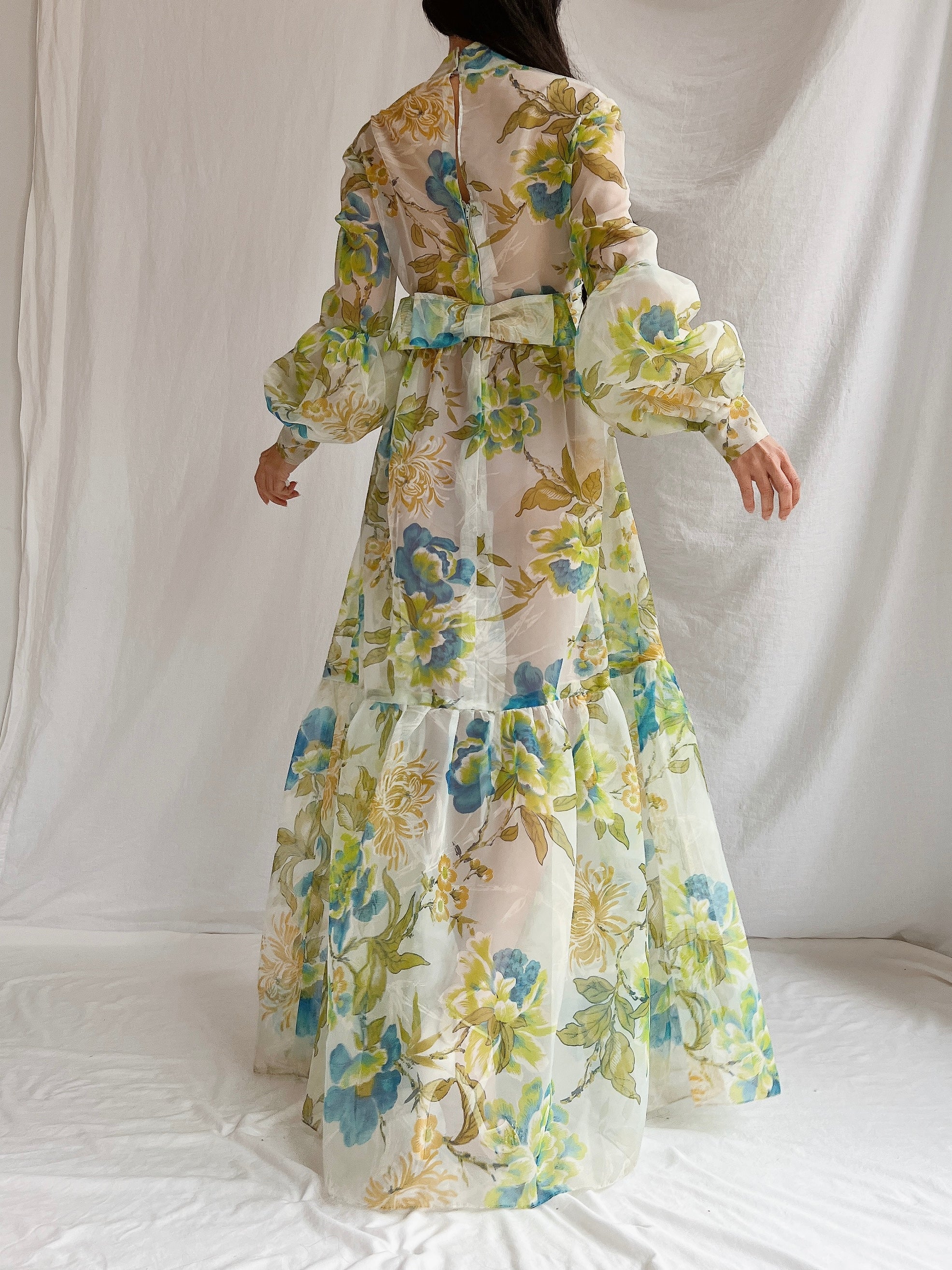 1970s Sheer Voile Puff Sleeves Gown - M