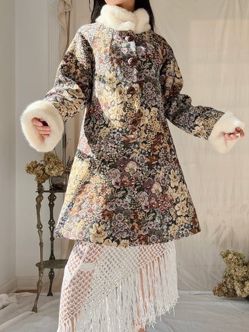 Vintage Tapestry Coat with Faux Fur Trim - S/M