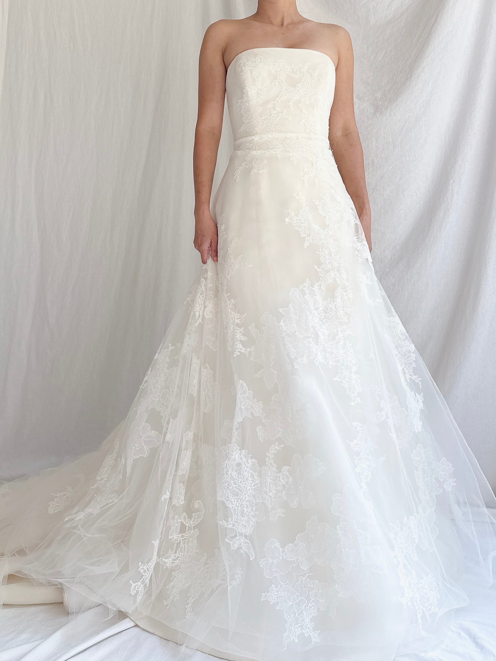 Vera Wang Luxe “Esther” Gown - XS/2