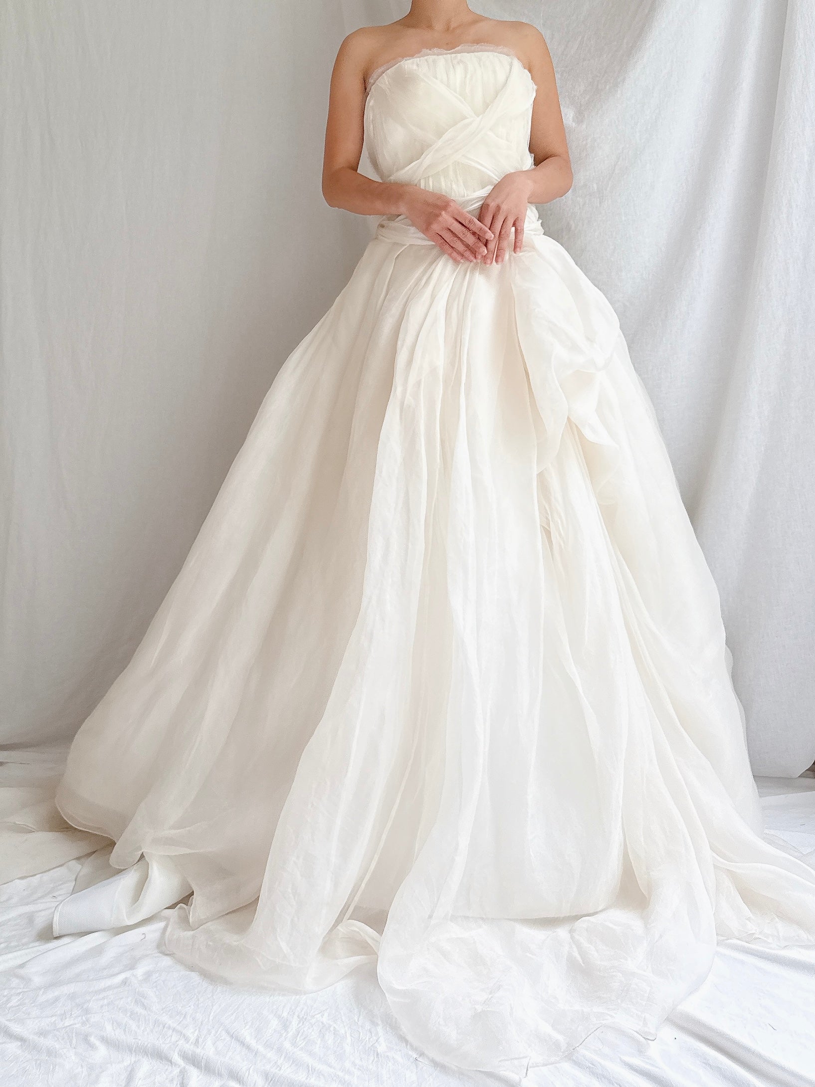 Vintage Vera Wang Silk Organza Gown - S/6