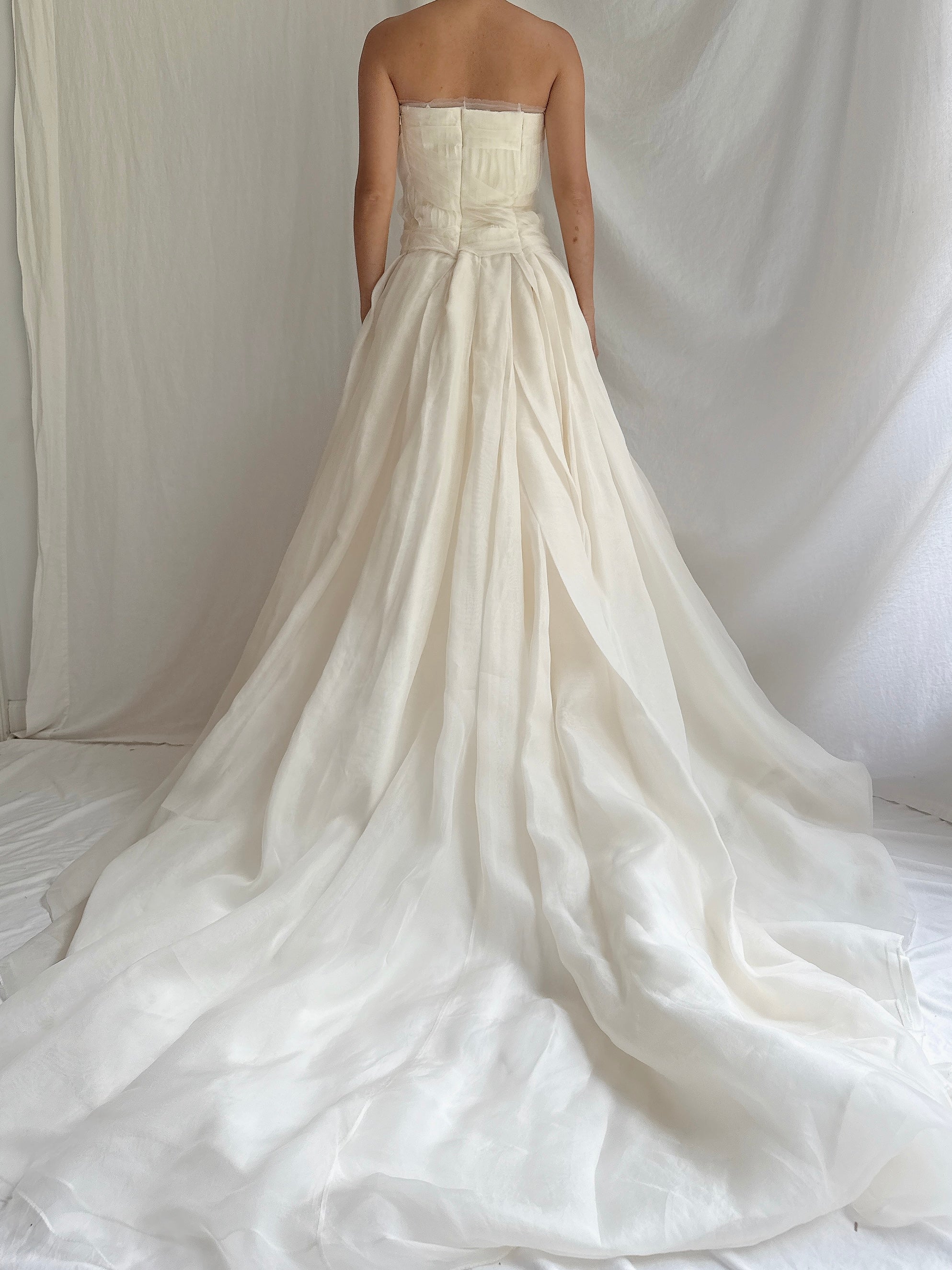 Vintage Vera Wang Silk Organza and Tulle Gown - XS/0