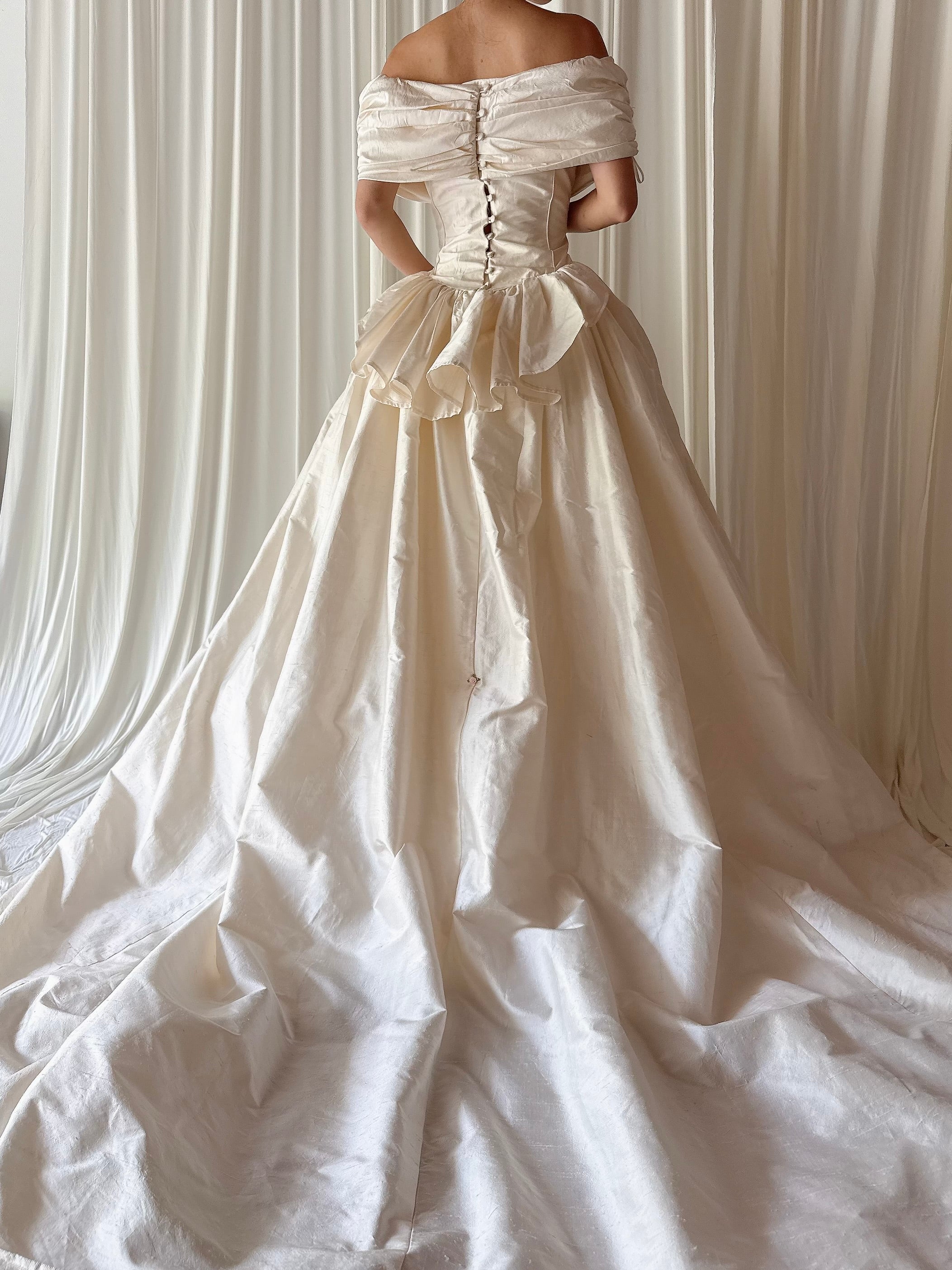 1990s Fiorella Silk Gown - M
