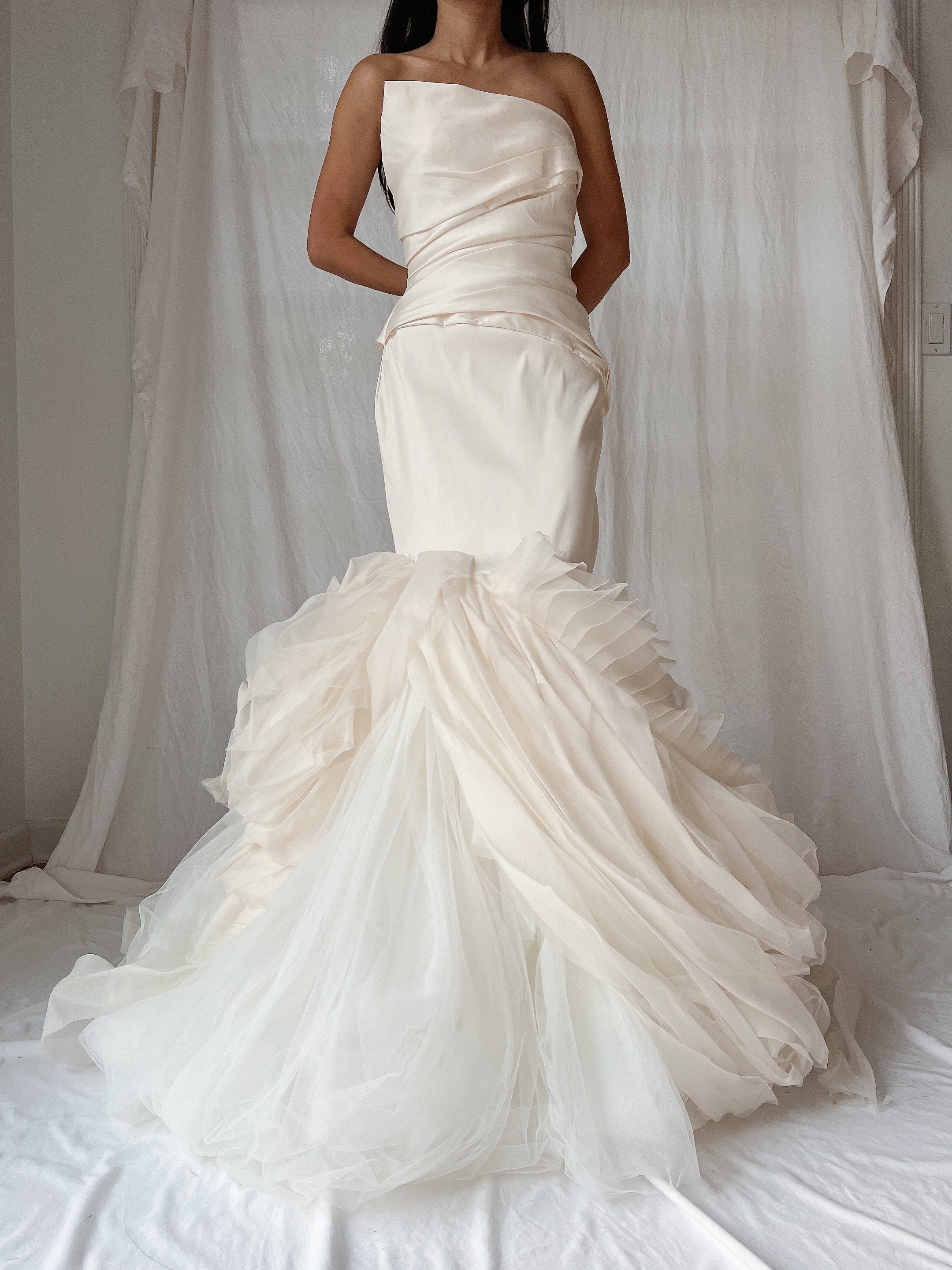 Vintage Vera Wang Dress with Asymmetrical Bodice - M