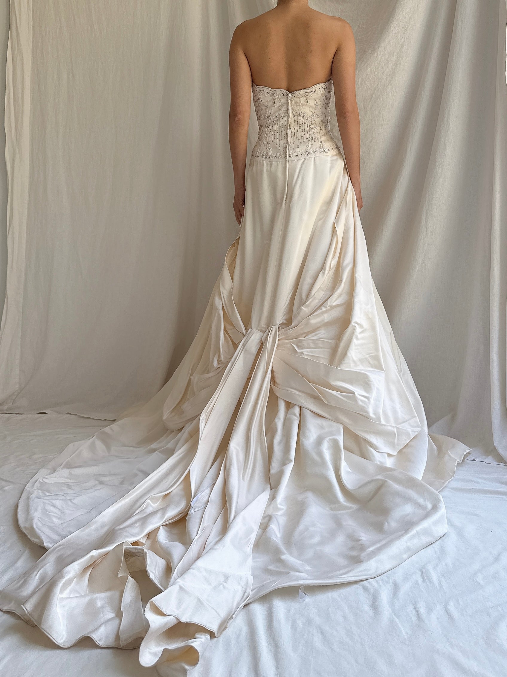 Vintage Jim Hjelm Silk Gown - M/8