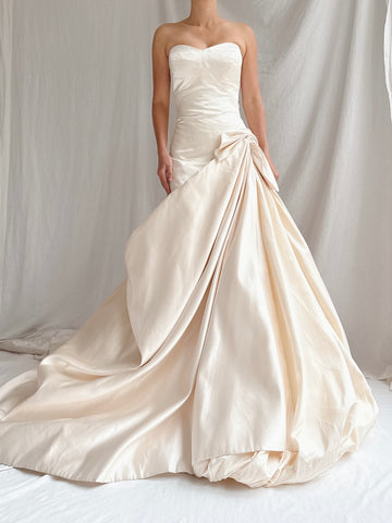 00 Anna Maier/Ulla Maija Couture Silk Draped Gown - M/8