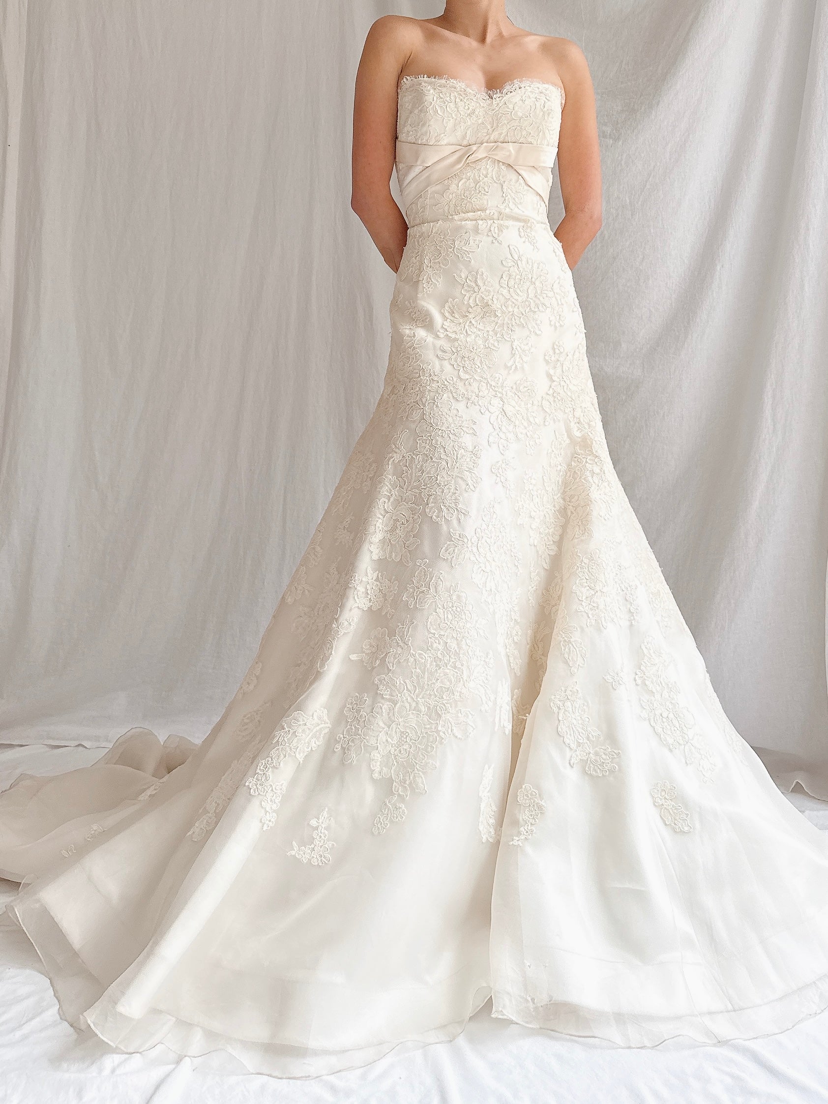 “RESERVED” Vintage Liancarlo Couture Alencon Lace & Silk Organza Gown - S/M 6