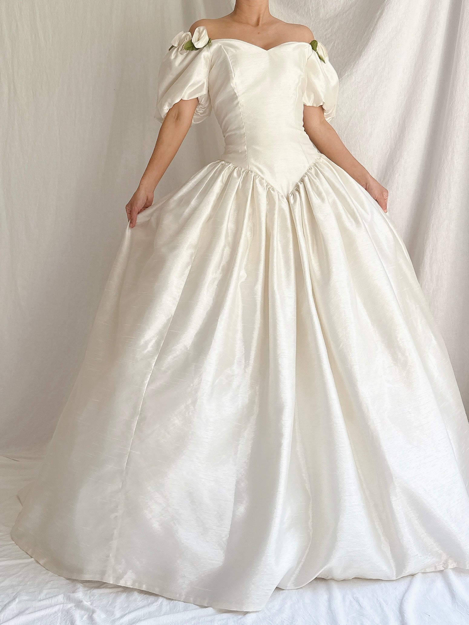 1980s Taffeta Puff Sleeves Dress - S/M