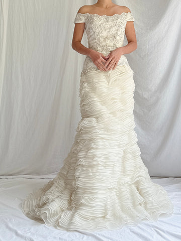 00 YSA Makino Ruffled Gown - M