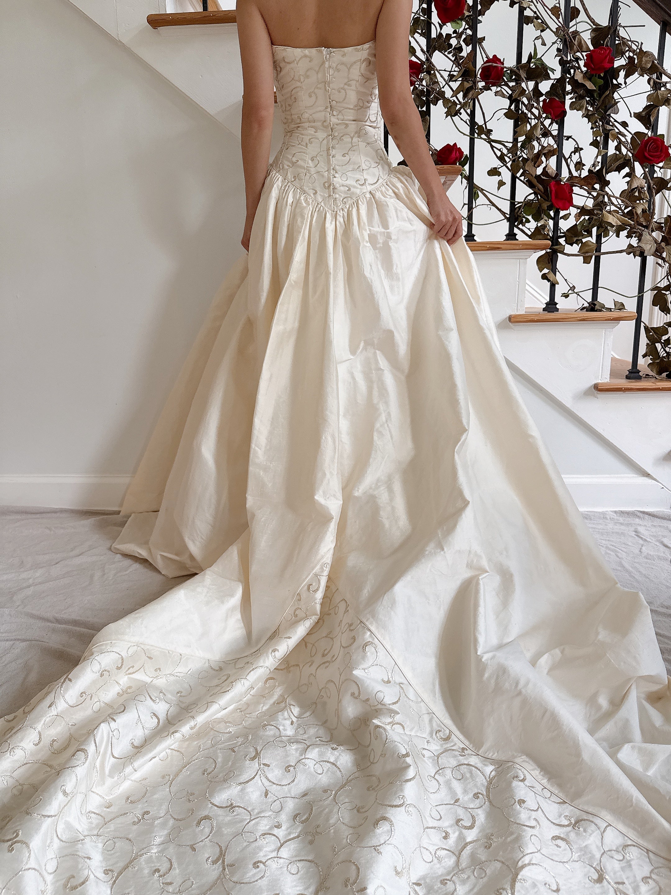 1990s Ivory Strapless Gold Embroidered Gown - 34B/26W/53L from mid bust