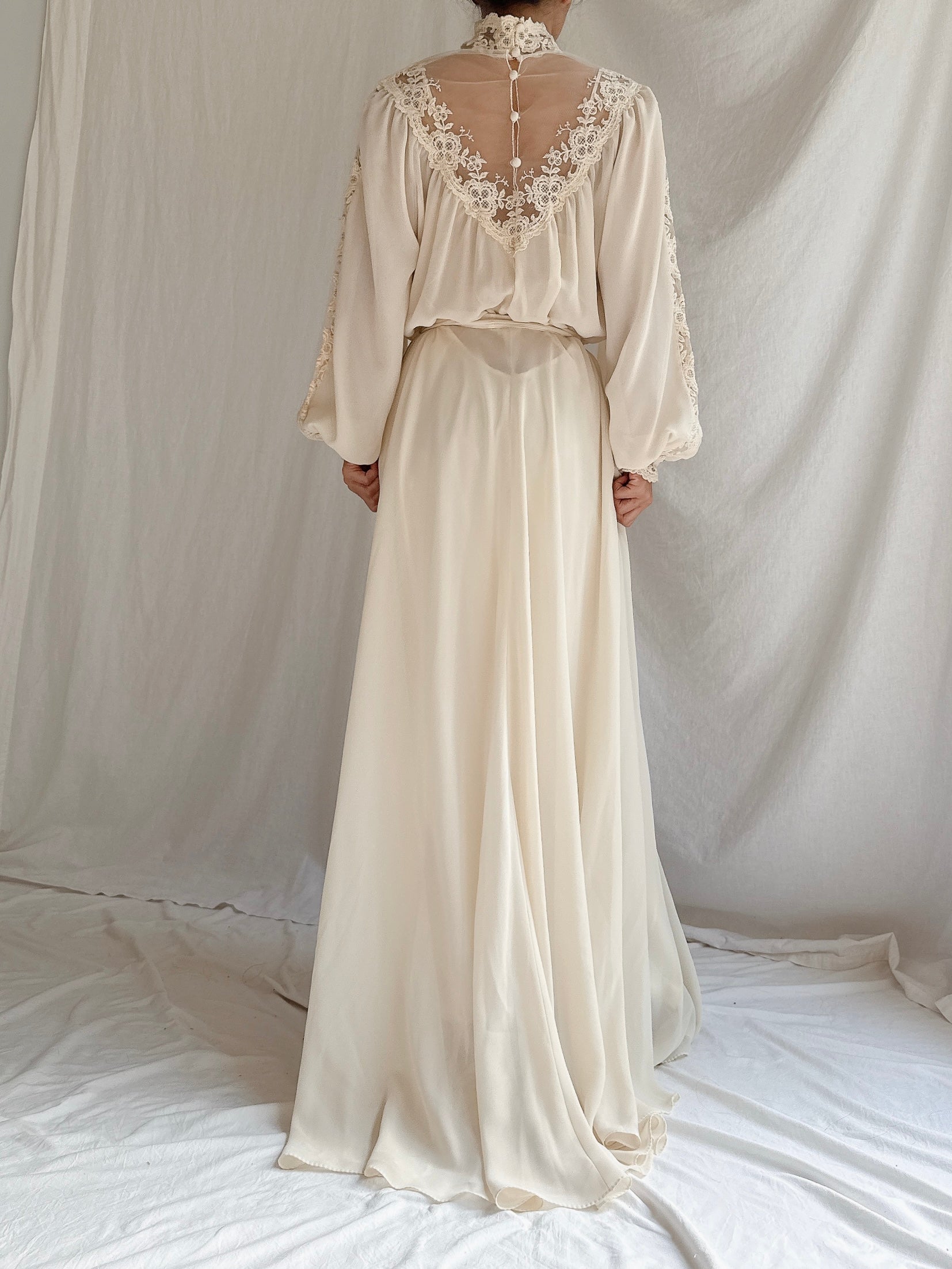 1970s Poet Sleeve Gown - M