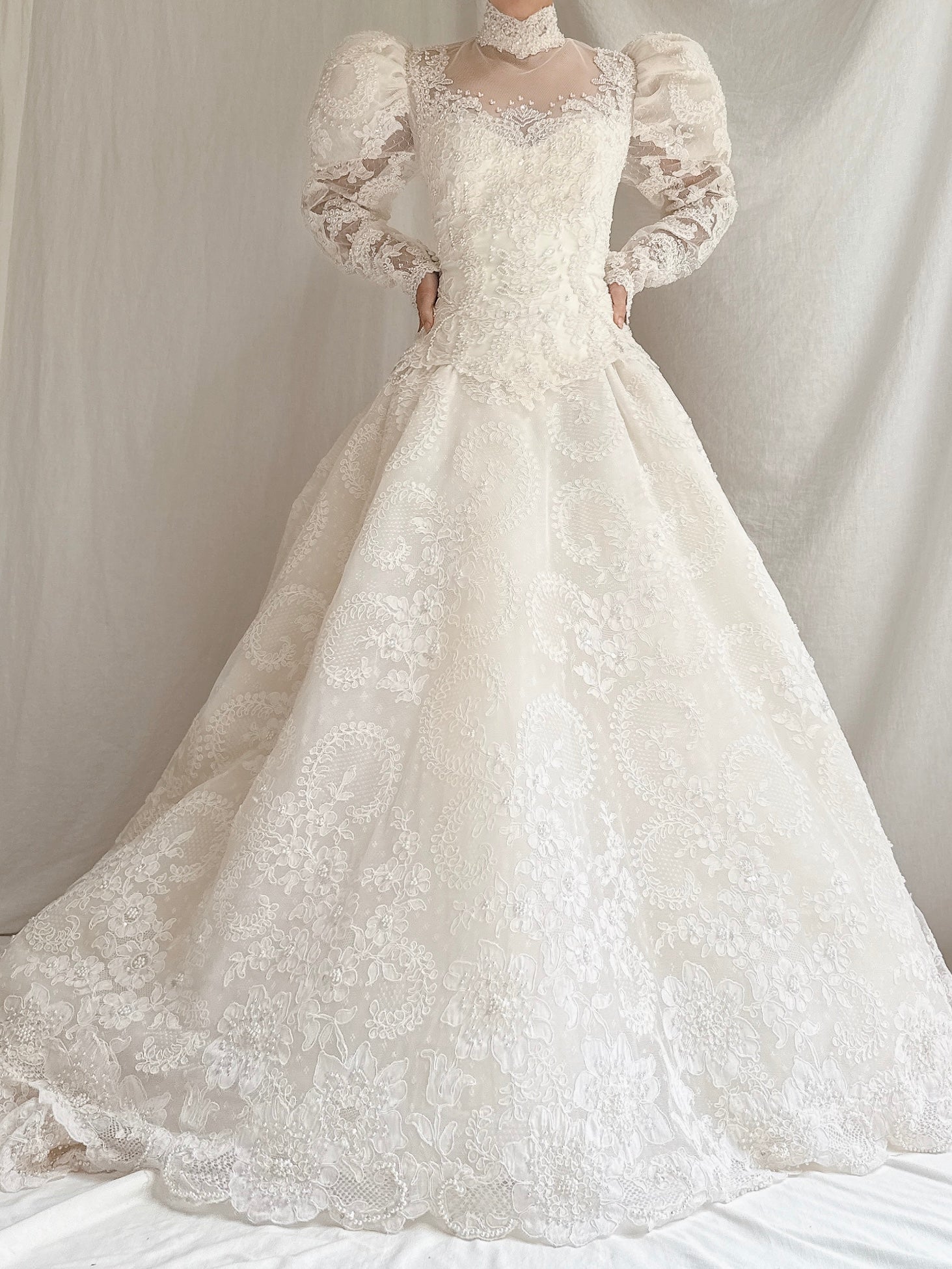 1980 High Neck Lace Gown - S